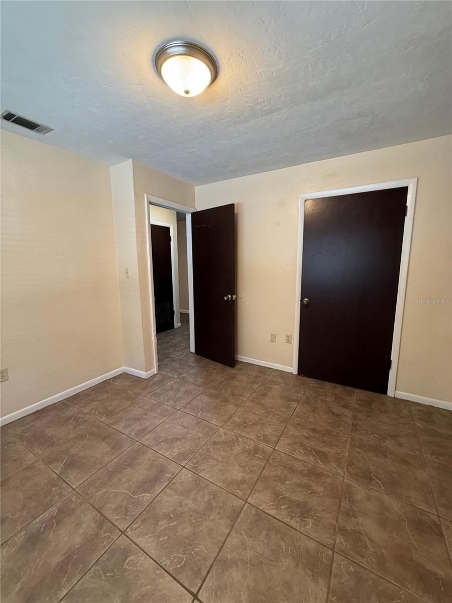 Image 18 of 21 For 2644 31st Place A