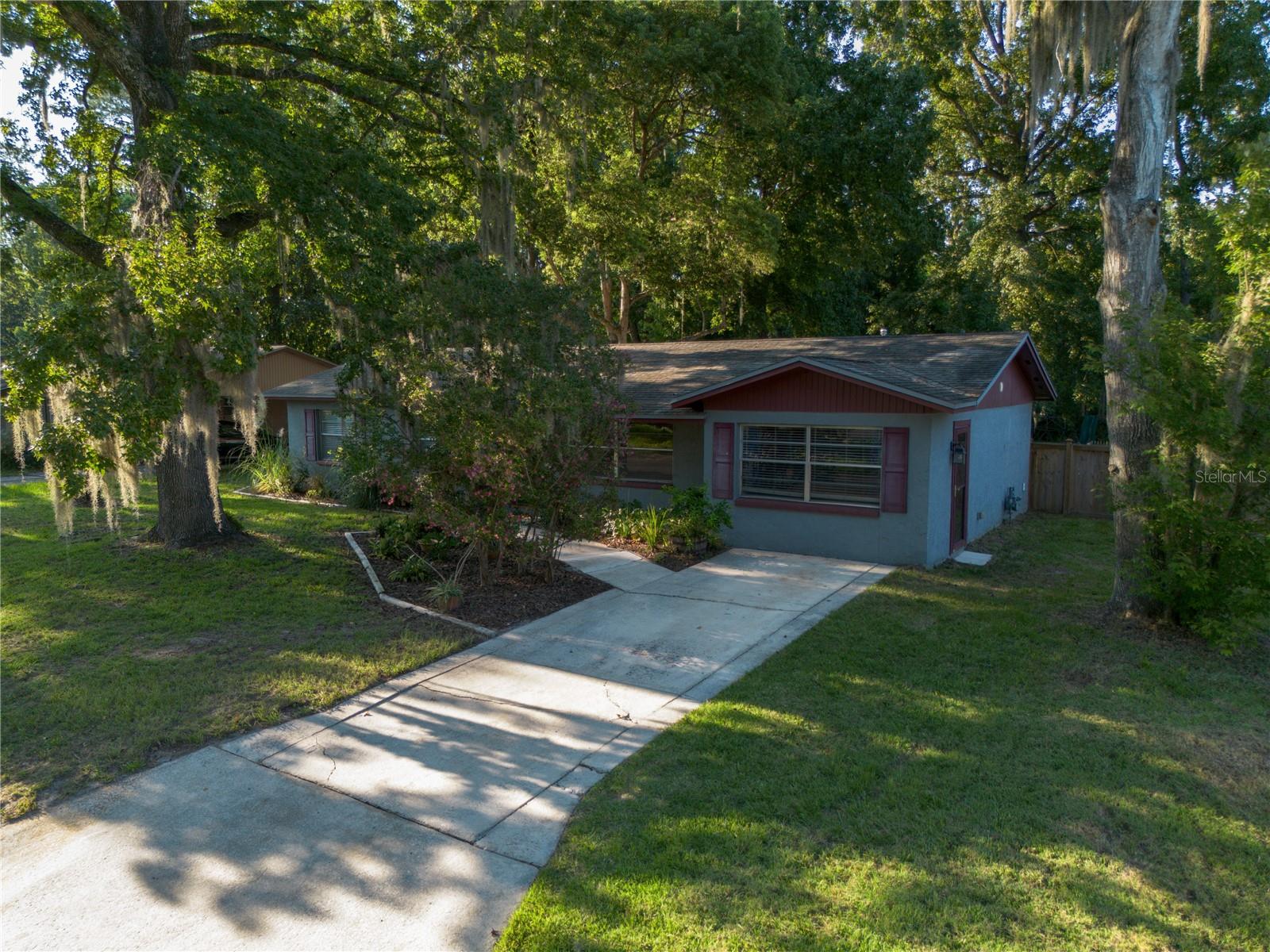 Image 2 of 61 For 1912 43rd Place