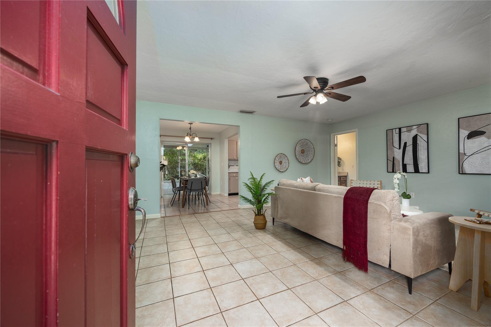 Image 4 of 61 For 1912 43rd Place