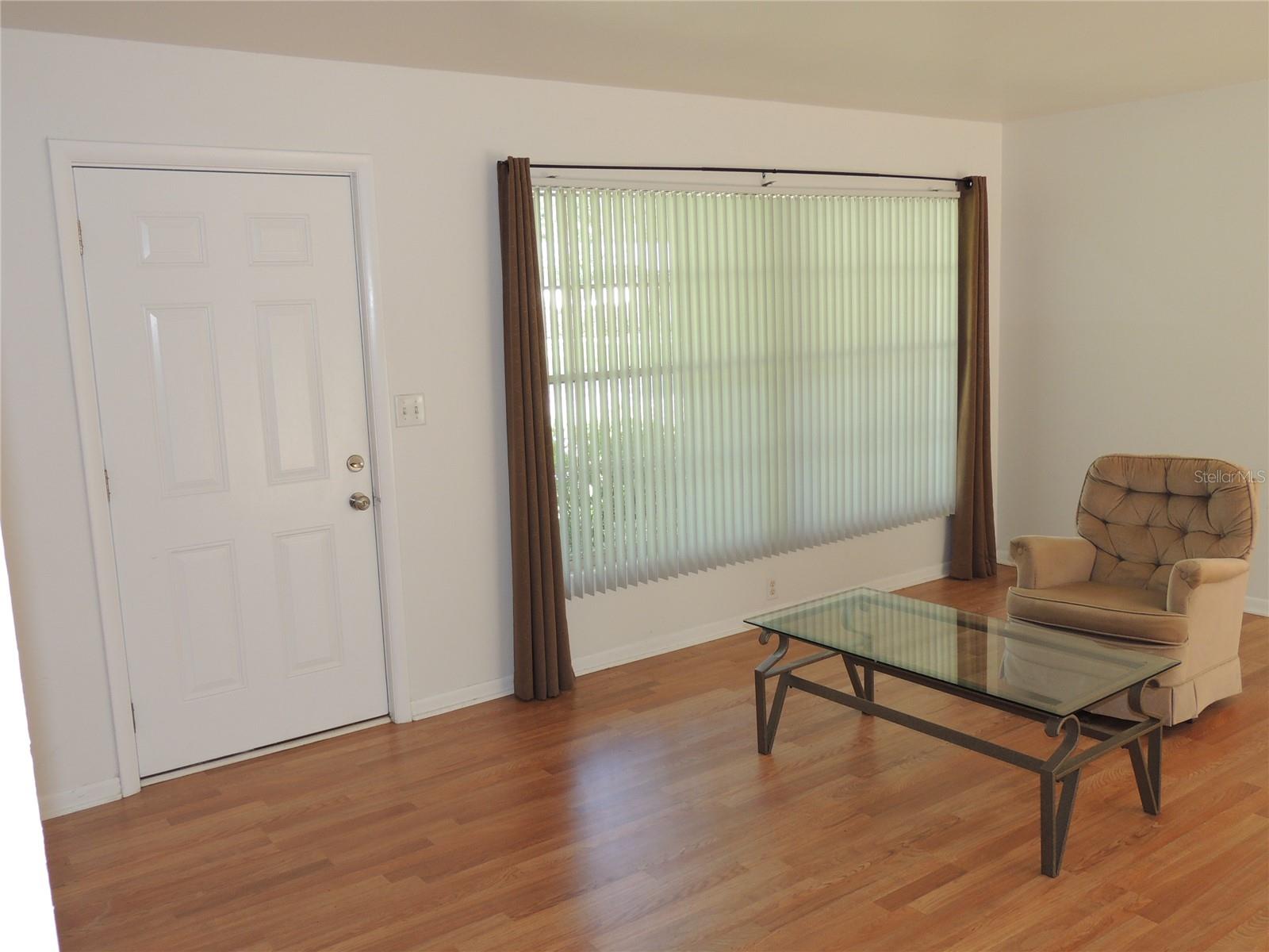 Image 4 of 13 For 4223 31st Terrace