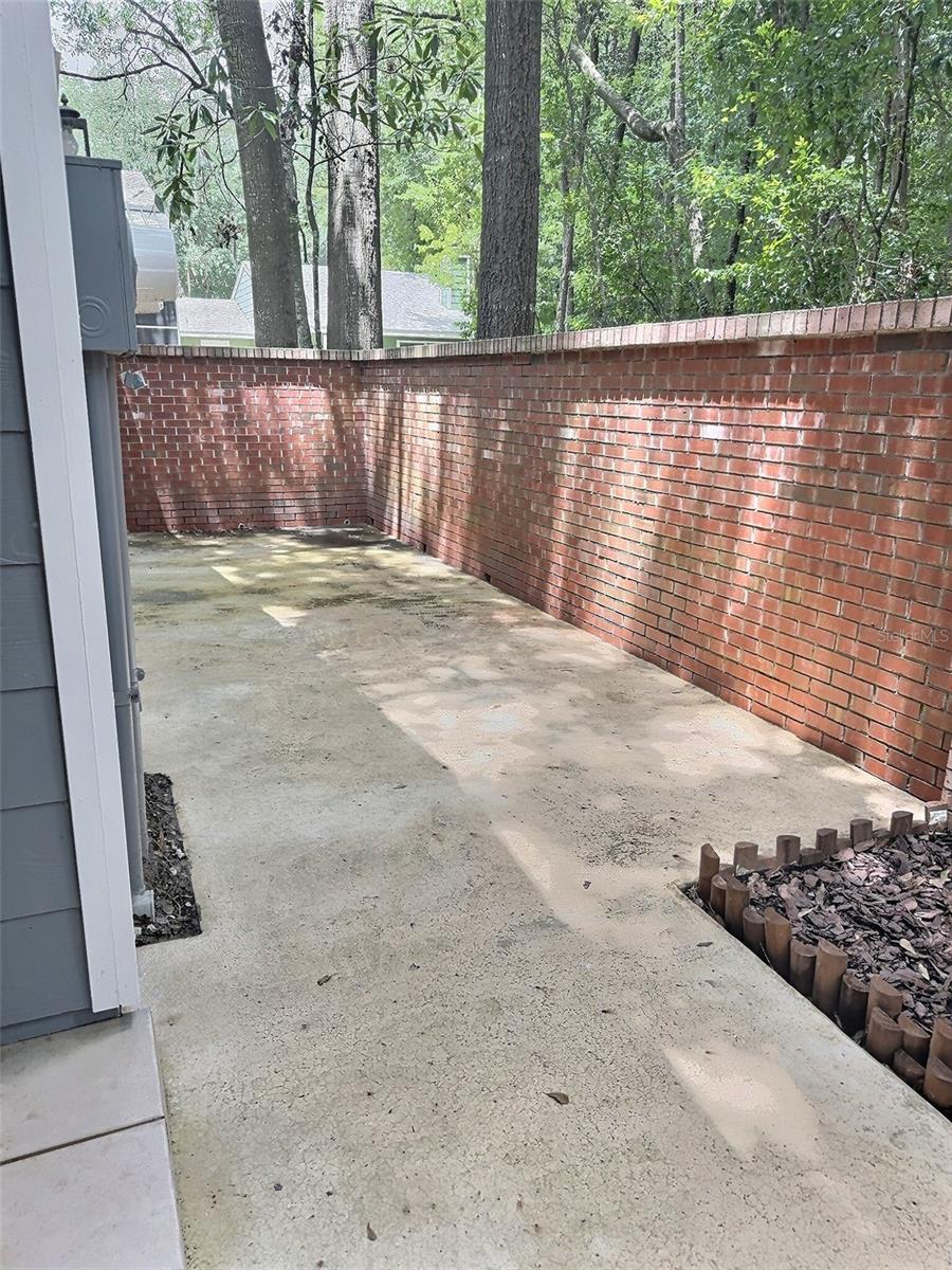 Image 6 of 20 For 243 48th Boulevard 4