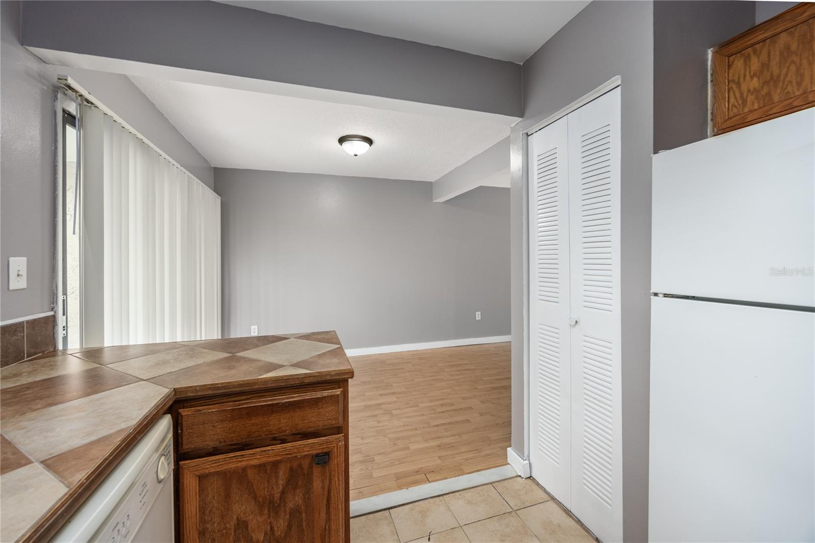 Image 9 of 33 For 2811 Archer Road D23