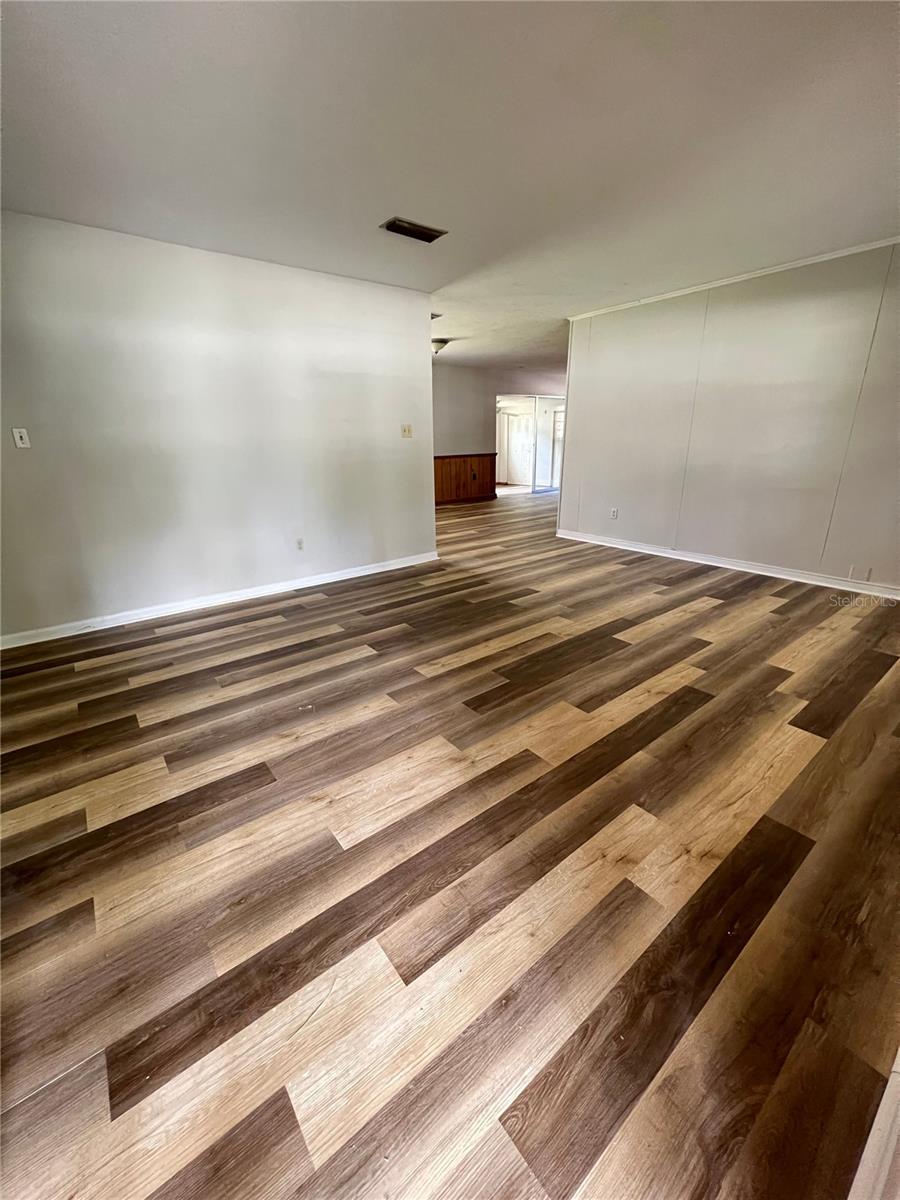 Image 3 of 18 For 3305 46th Place