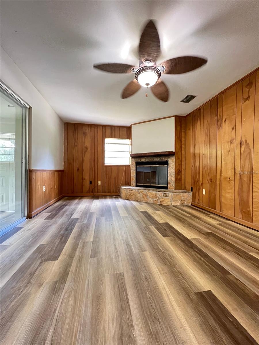 Image 6 of 18 For 3305 46th Place