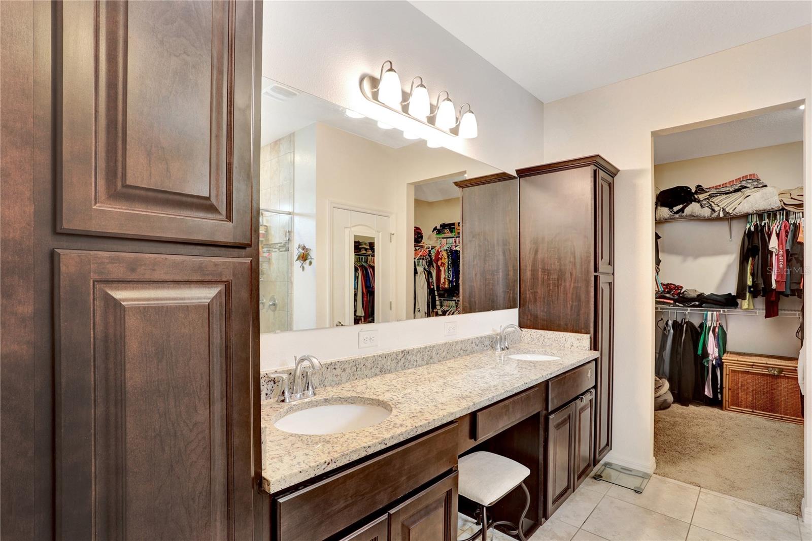 Image 19 of 36 For 923 253rd Drive
