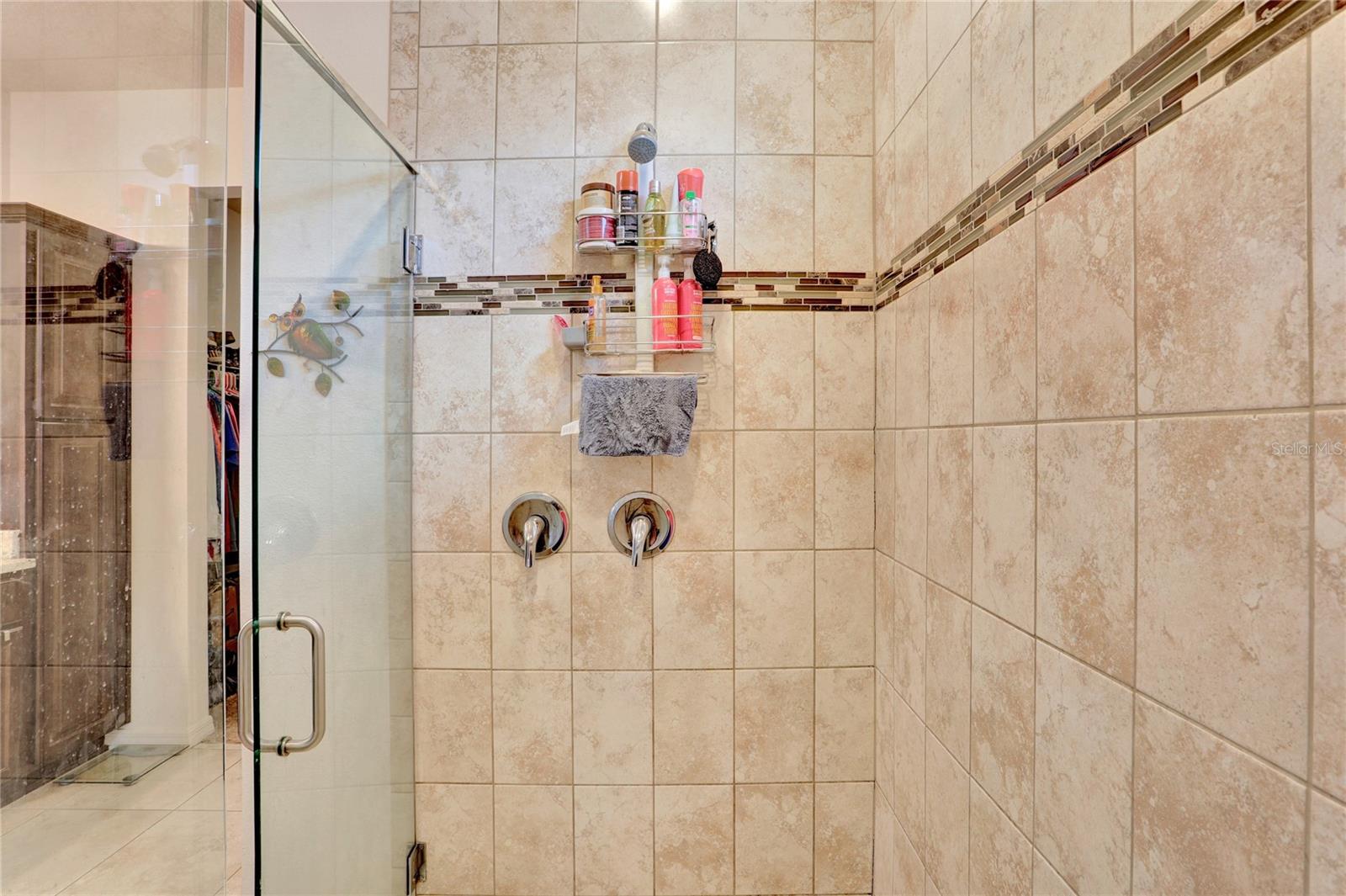Image 23 of 36 For 923 253rd Drive