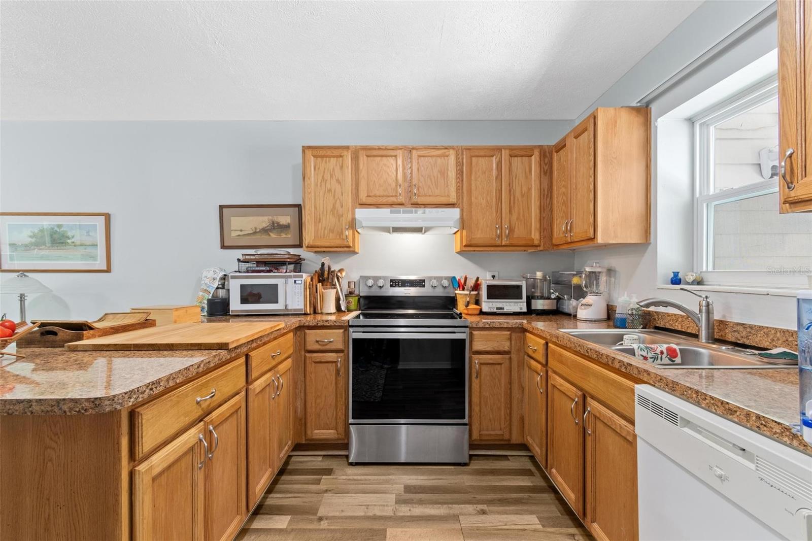 Image 3 of 24 For 6025 Avenue J