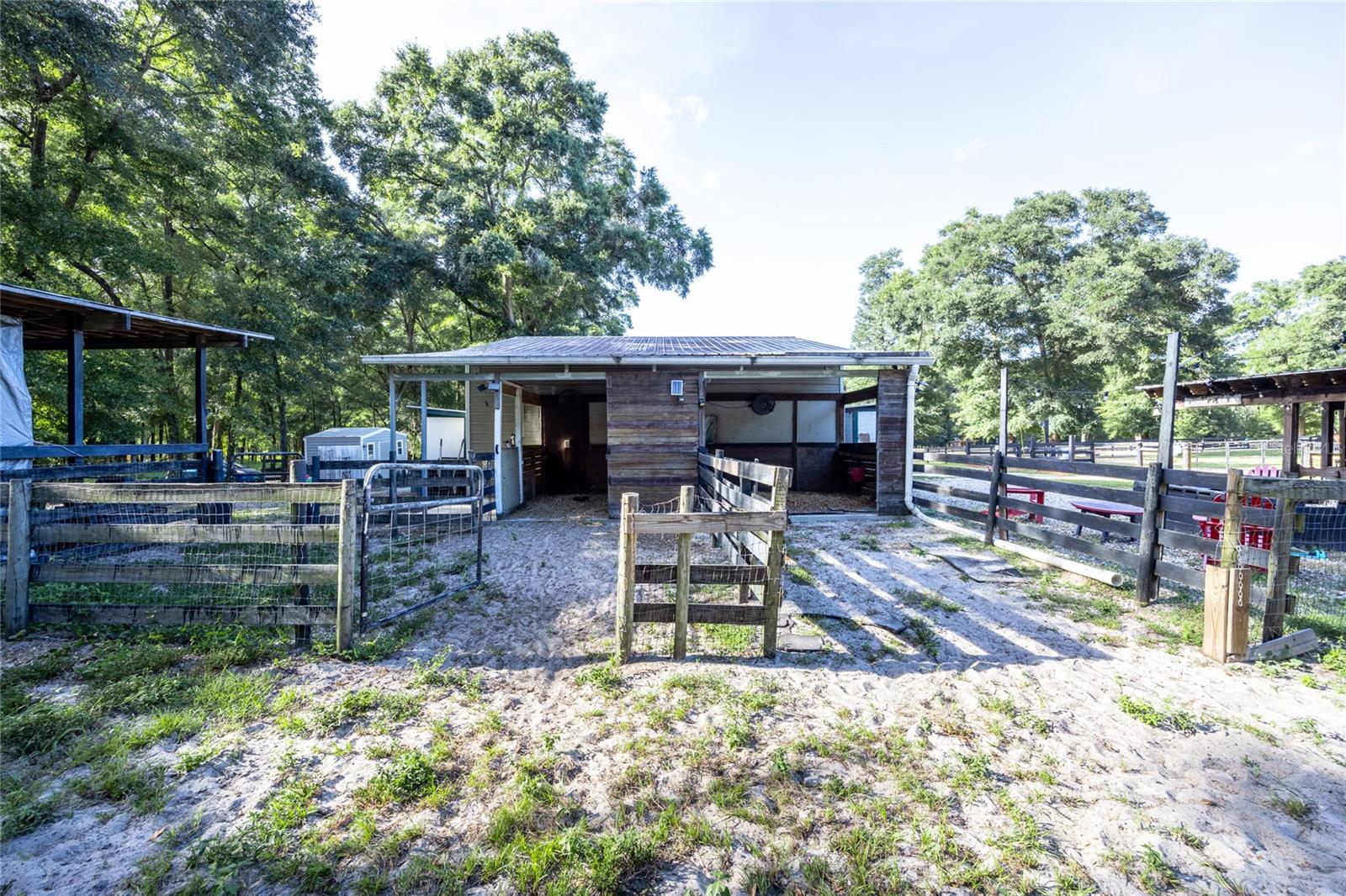 Image 18 of 57 For 9106 124 Street