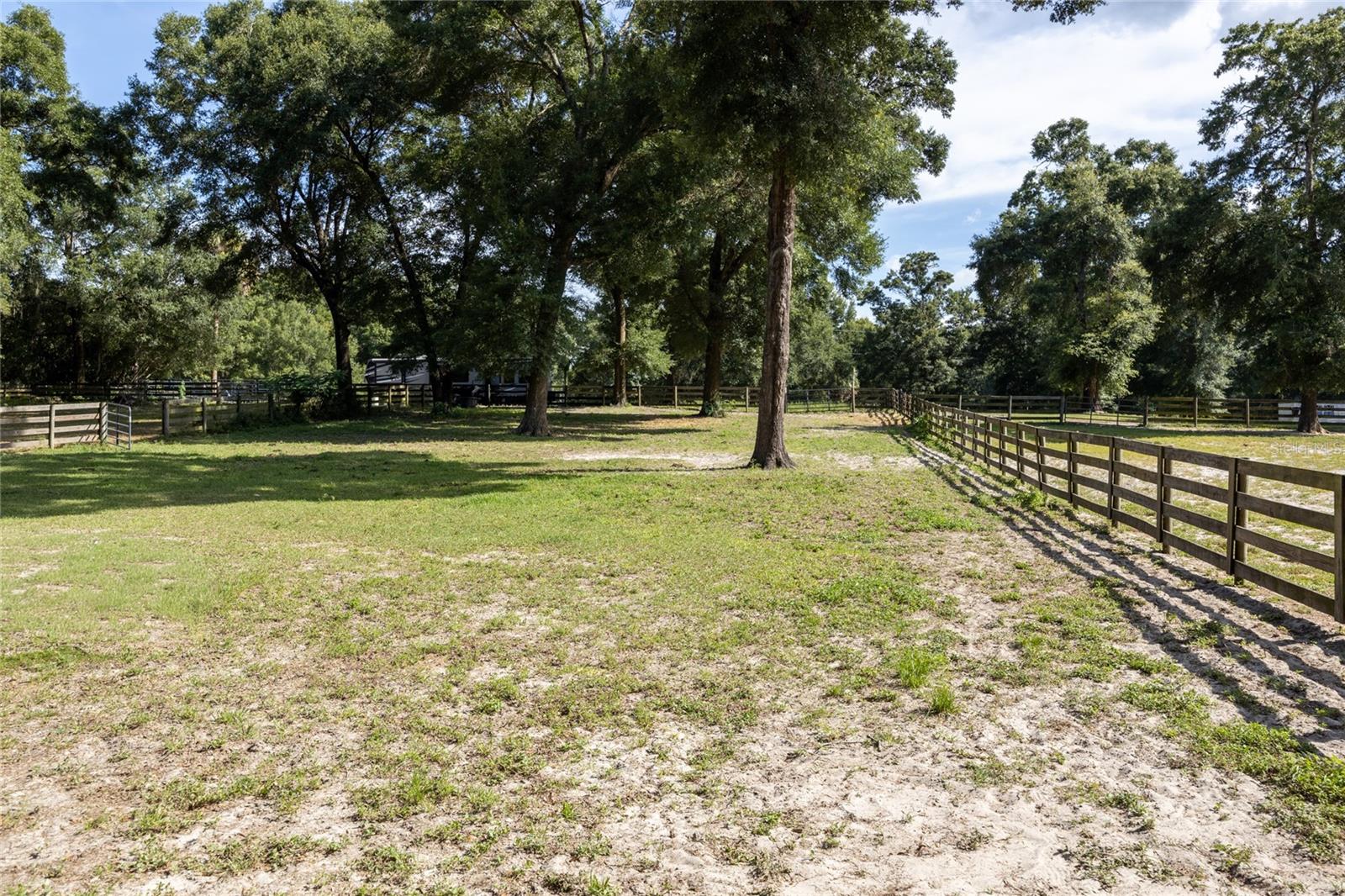 Image 31 of 57 For 9106 124 Street