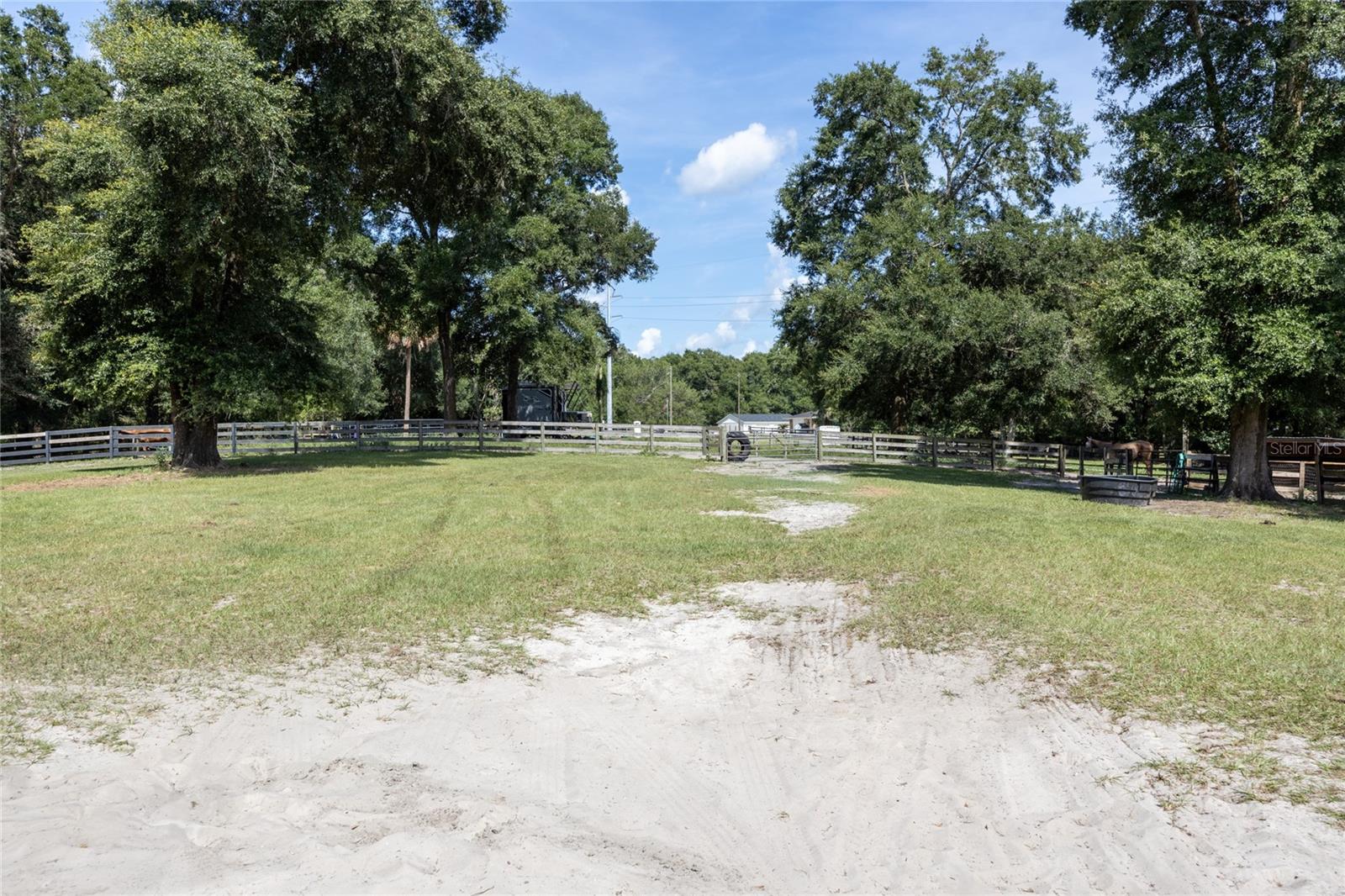 Image 40 of 57 For 9106 124 Street
