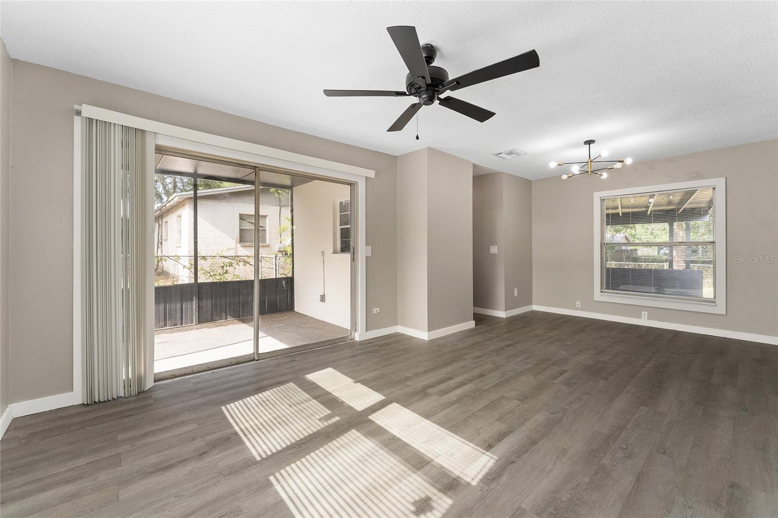 Image 12 of 51 For 919 19th Street