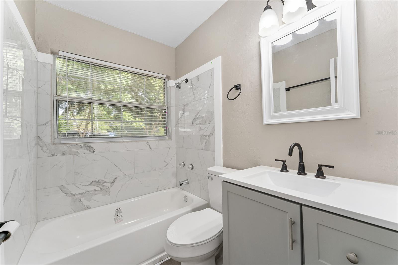 Image 23 of 51 For 919 19th Street