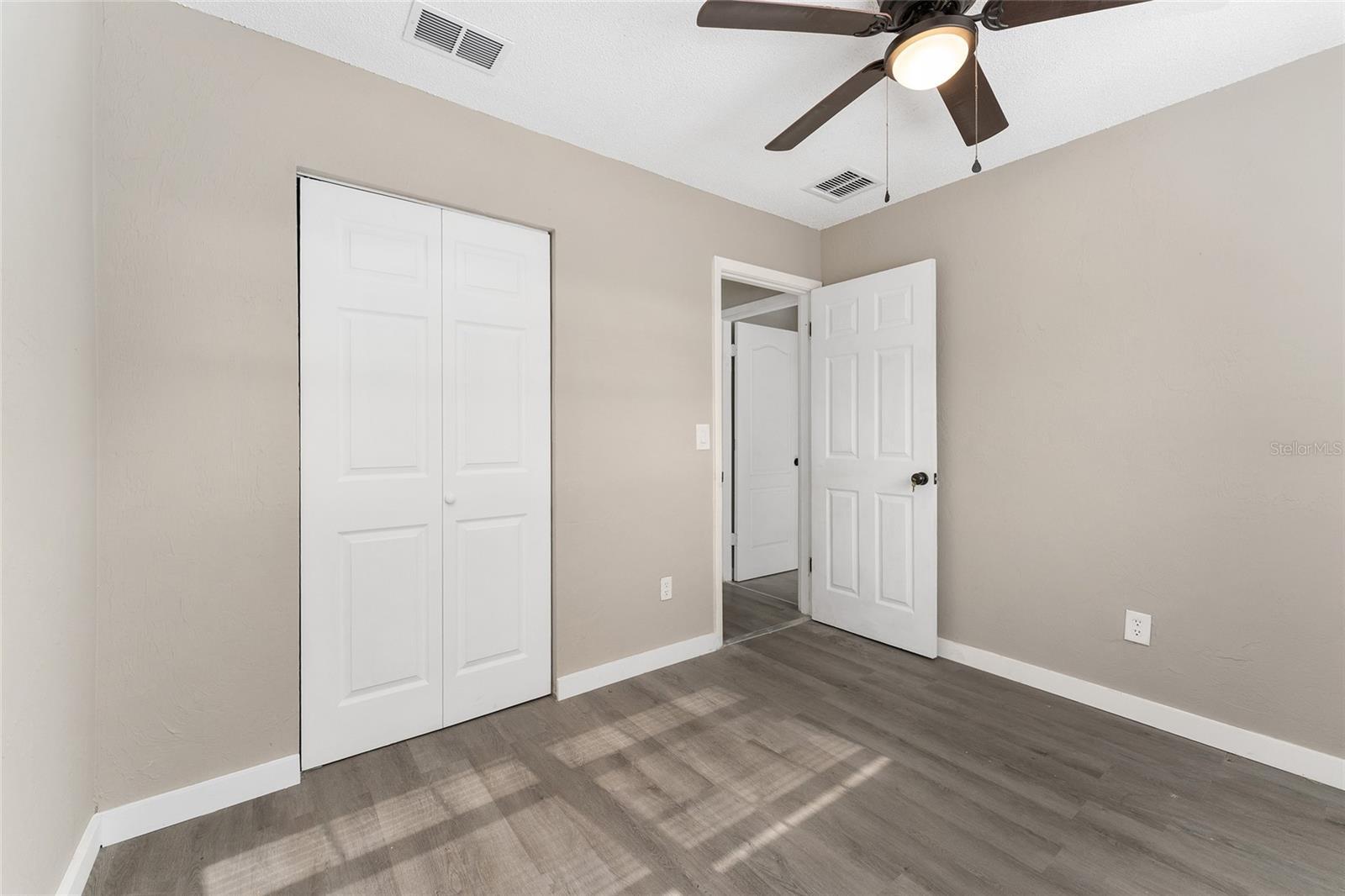 Image 27 of 51 For 919 19th Street