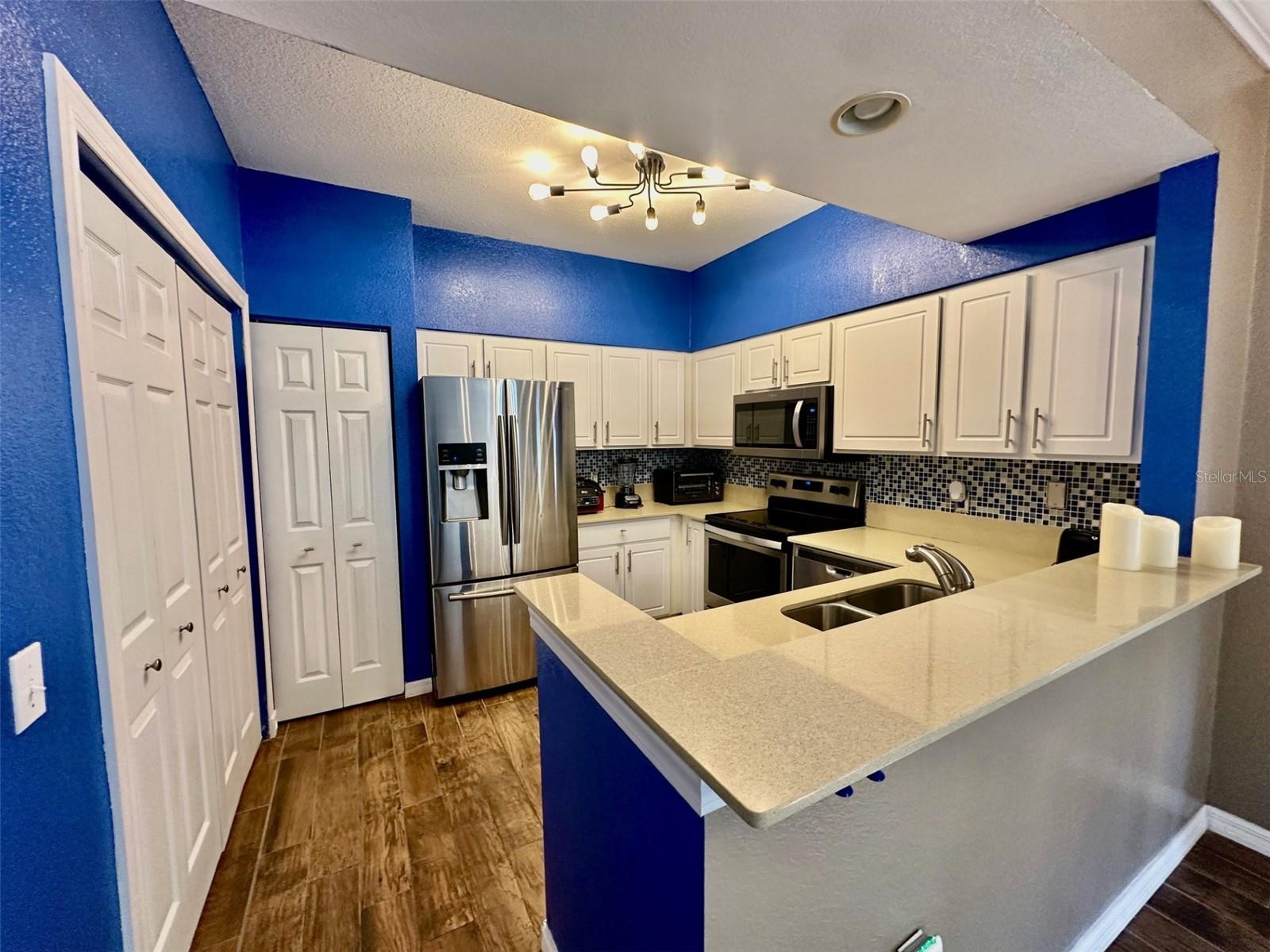 Image 14 of 50 For 5141 91st Way 201