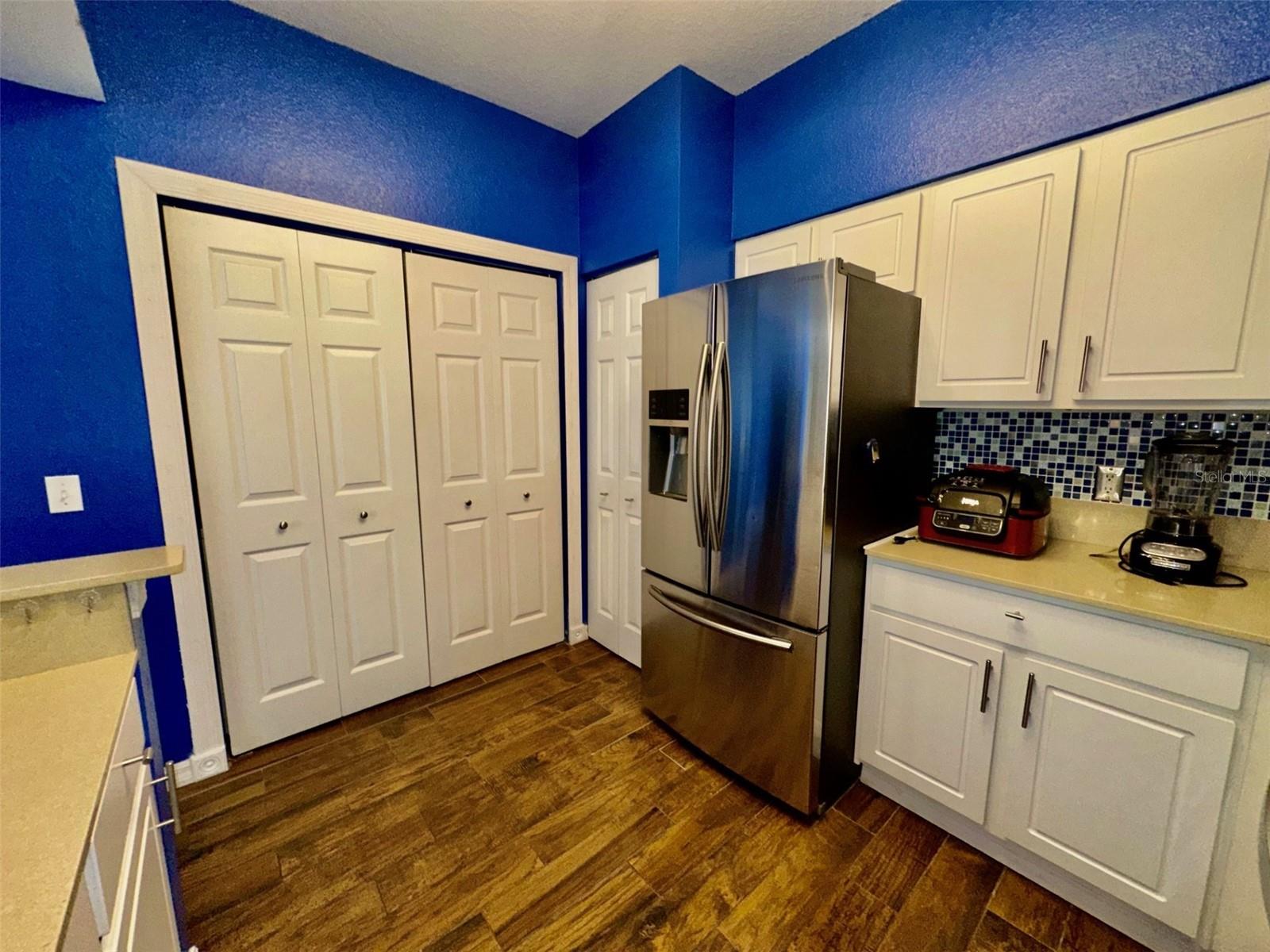 Image 18 of 50 For 5141 91st Way 201