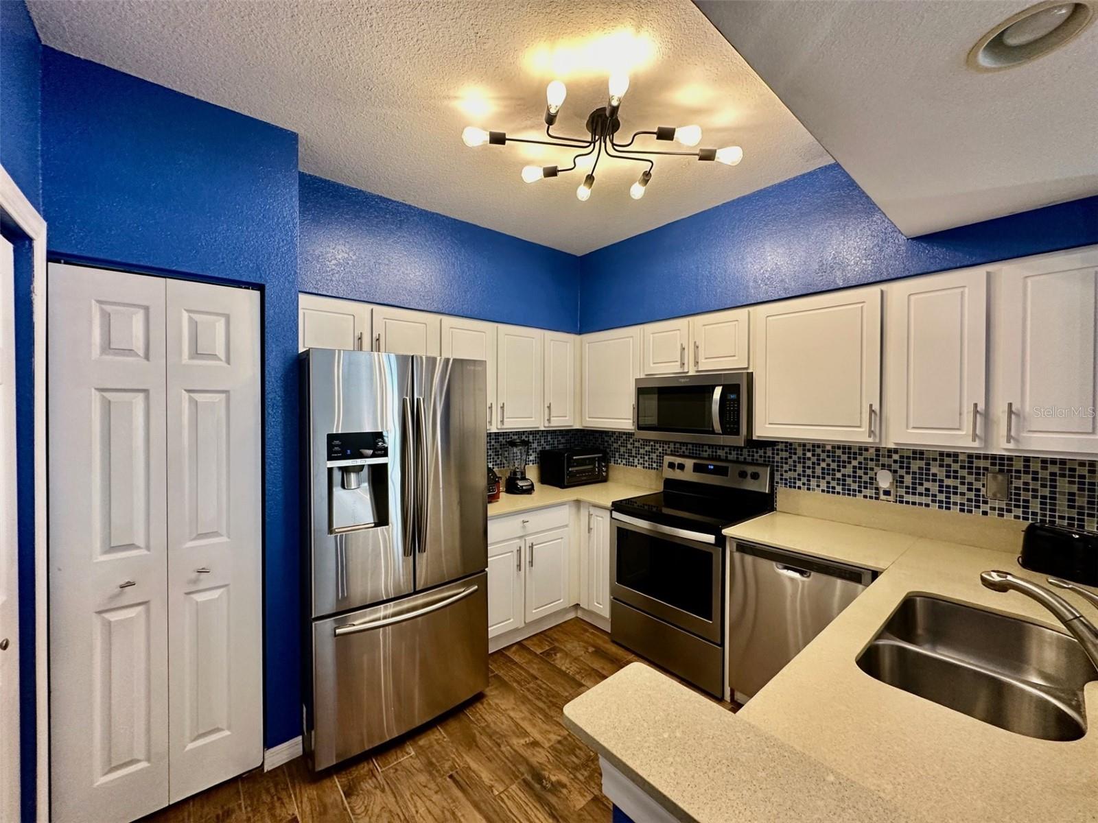 Image 20 of 50 For 5141 91st Way 201
