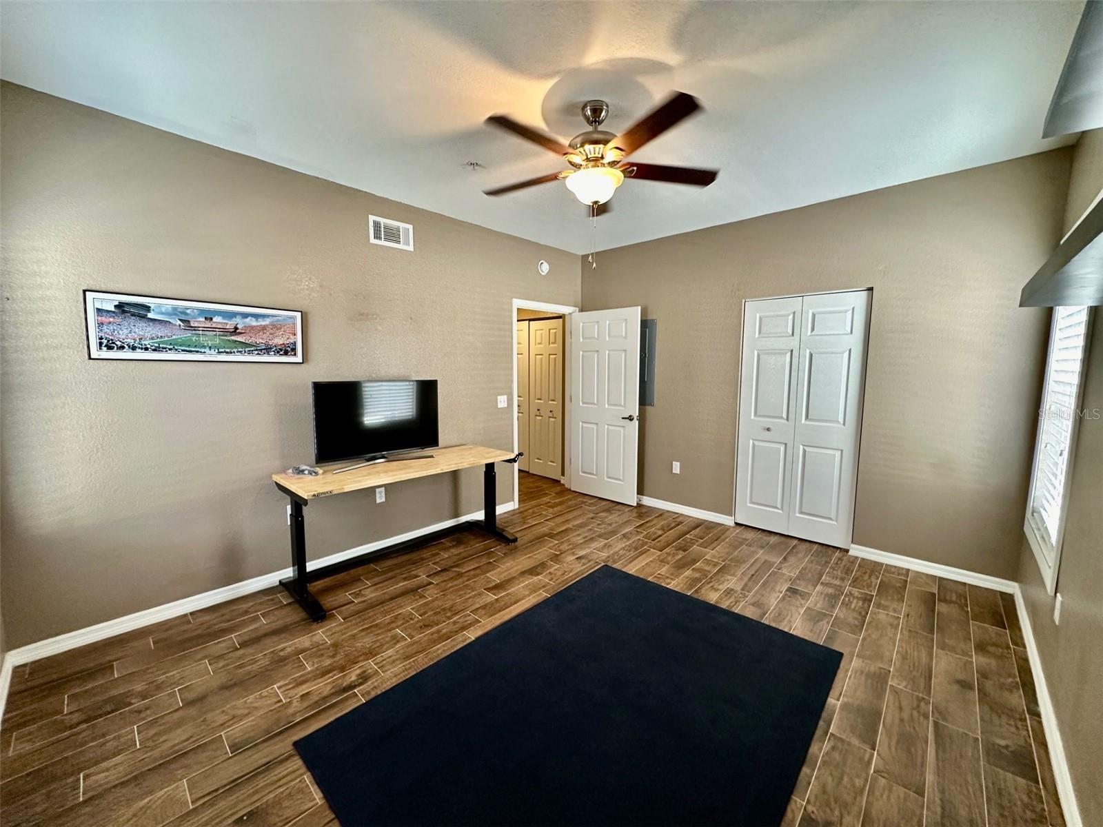 Image 25 of 50 For 5141 91st Way 201