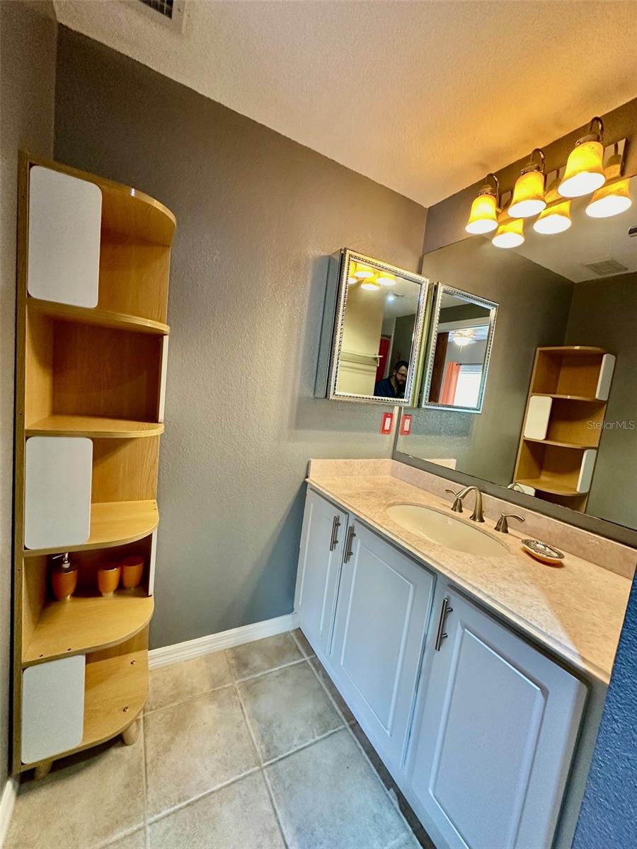 Image 7 of 50 For 5141 91st Way 201