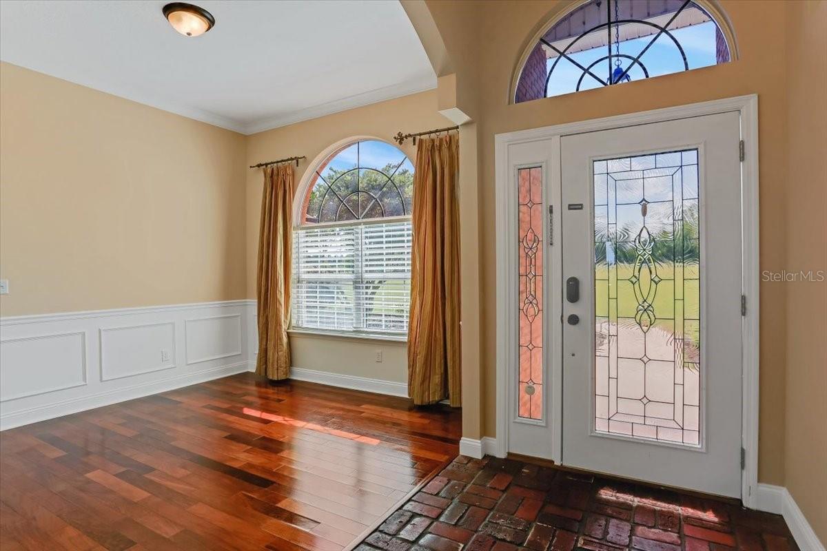 Image 2 of 74 For 735 Noegel Road