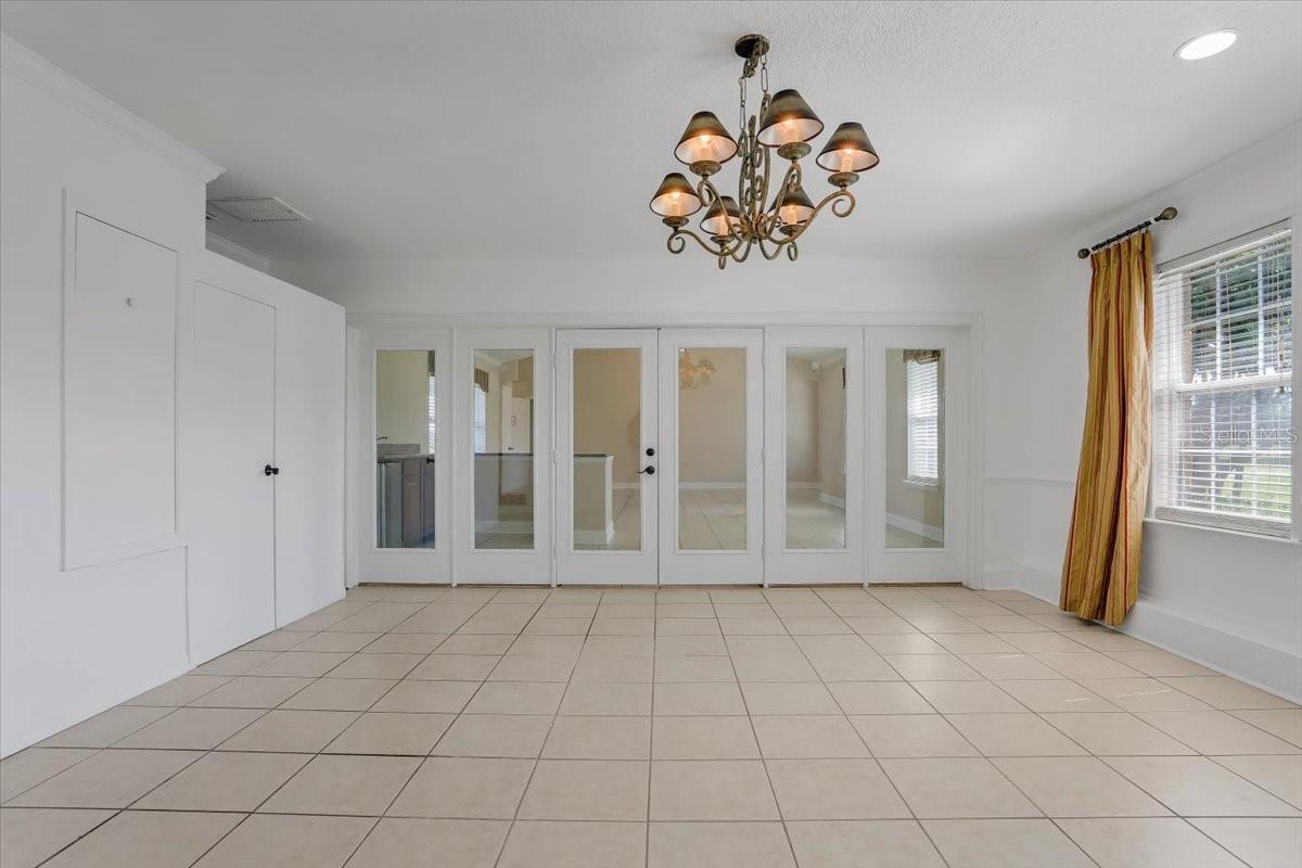 Image 37 of 74 For 735 Noegel Road