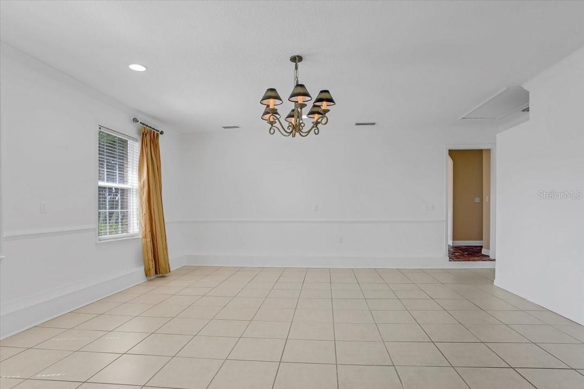 Image 45 of 74 For 735 Noegel Road