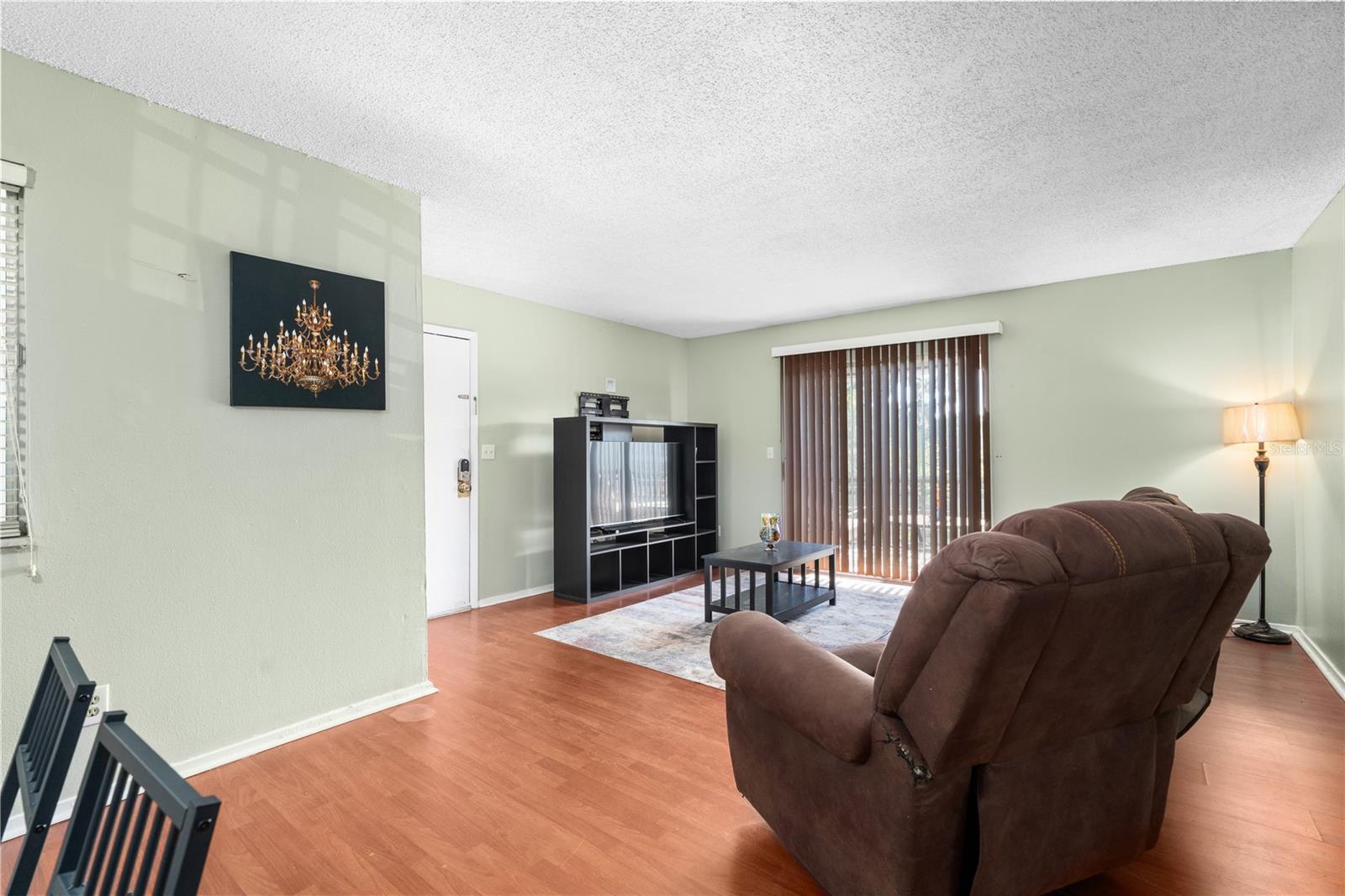 Image 18 of 30 For 6519 Newberry Road 1013
