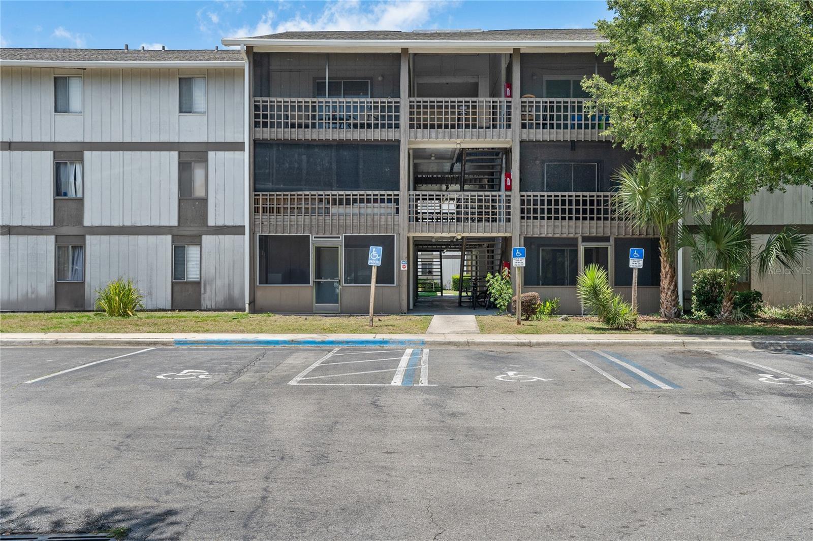 Image 29 of 30 For 6519 Newberry Road 1013