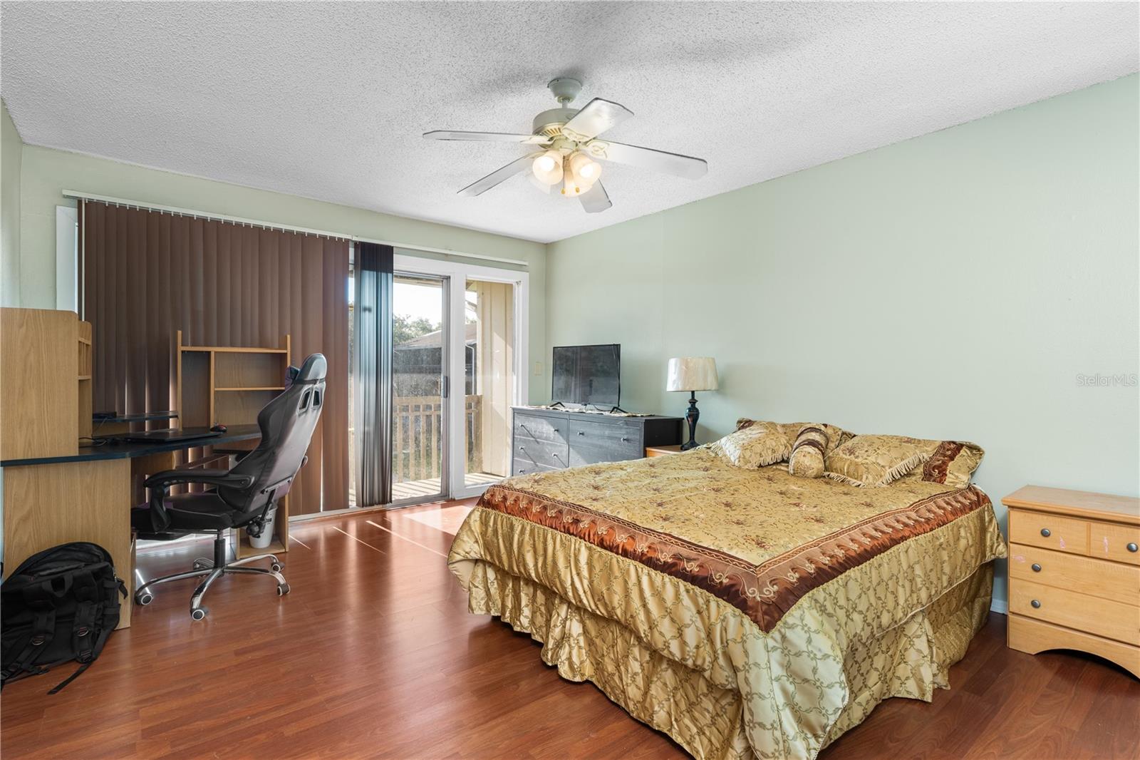 Image 4 of 30 For 6519 Newberry Road 1013