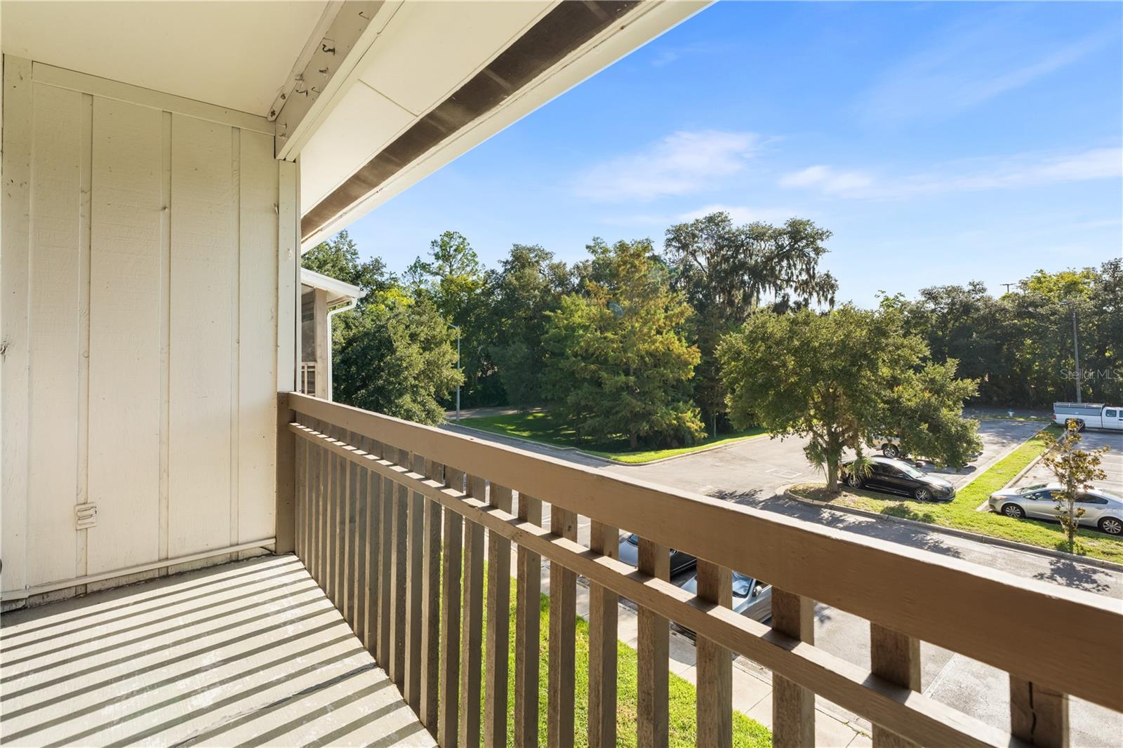 Image 6 of 30 For 6519 Newberry Road 1013