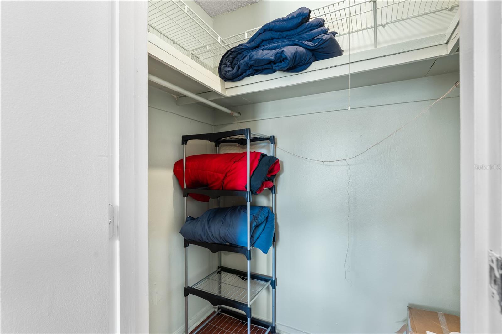 Image 8 of 30 For 6519 Newberry Road 1013