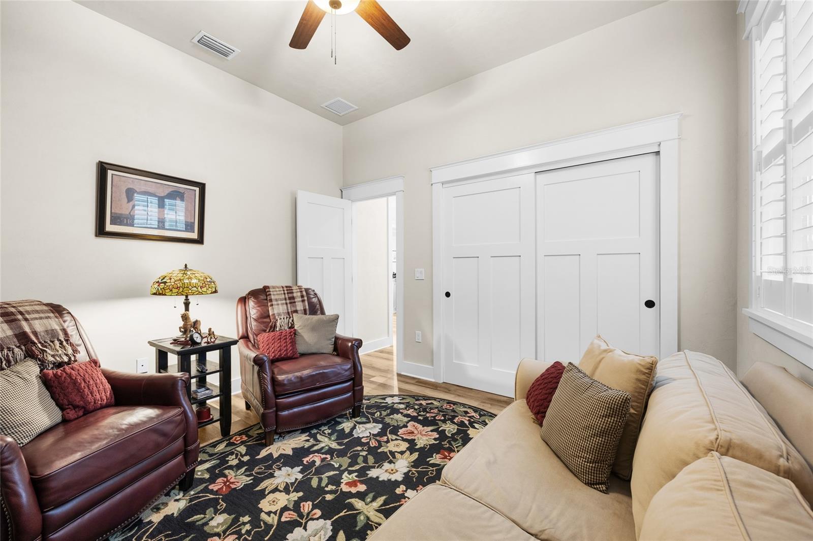 Image 23 of 32 For 2585 48th Terrace