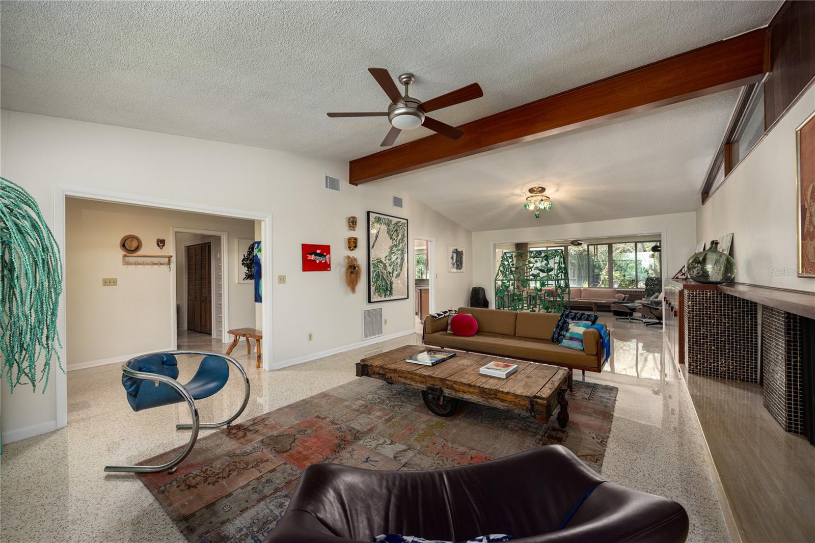 Image 16 of 81 For 415 32nd Street