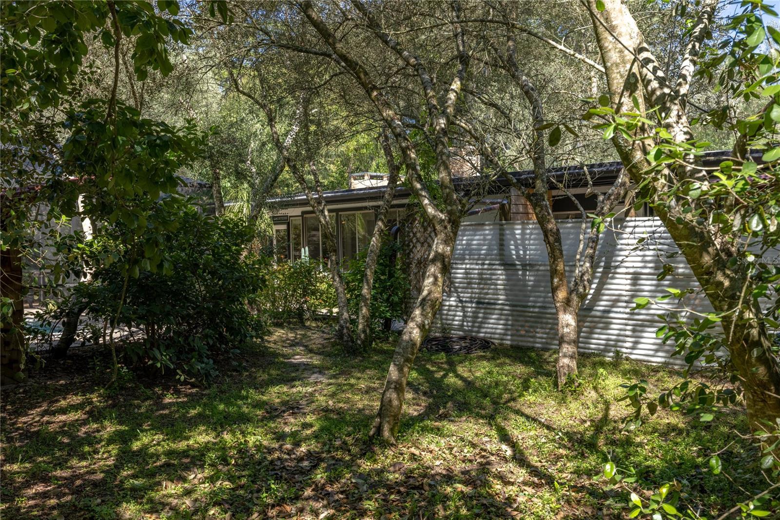 Image 64 of 81 For 415 32nd Street