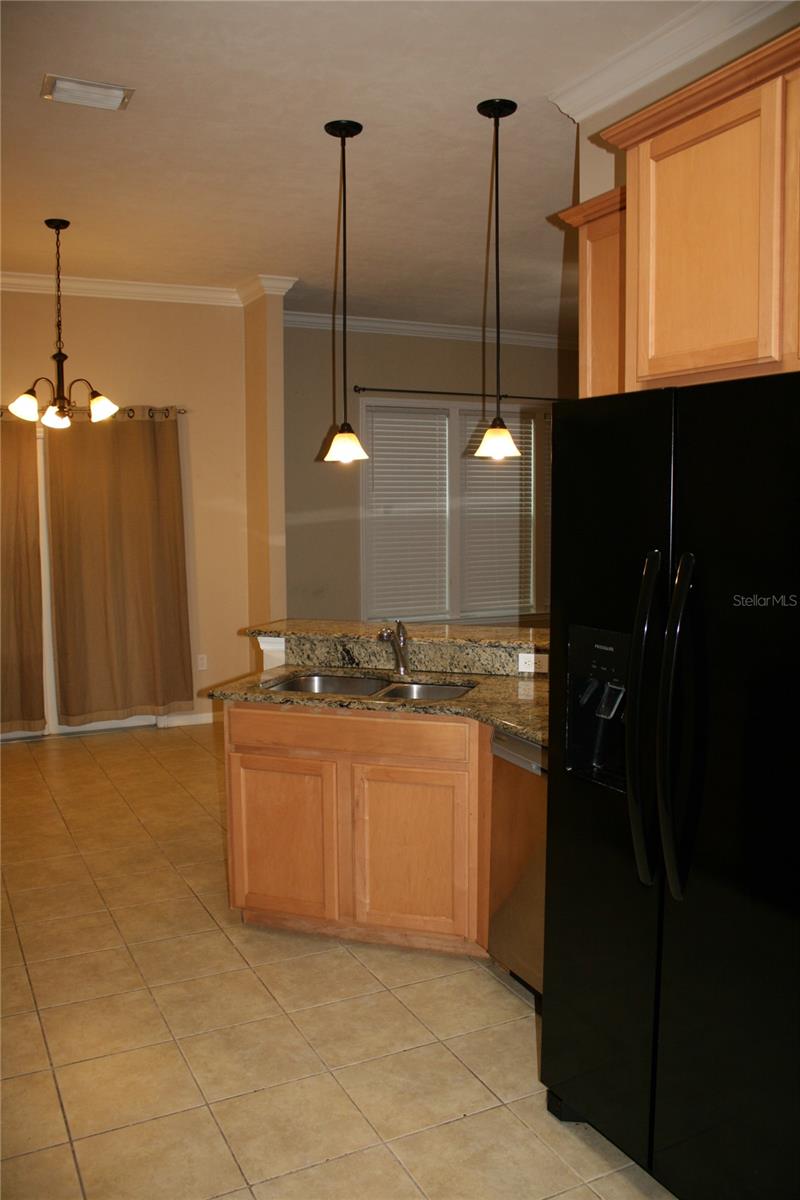 Image 7 of 27 For 7541 88th Street