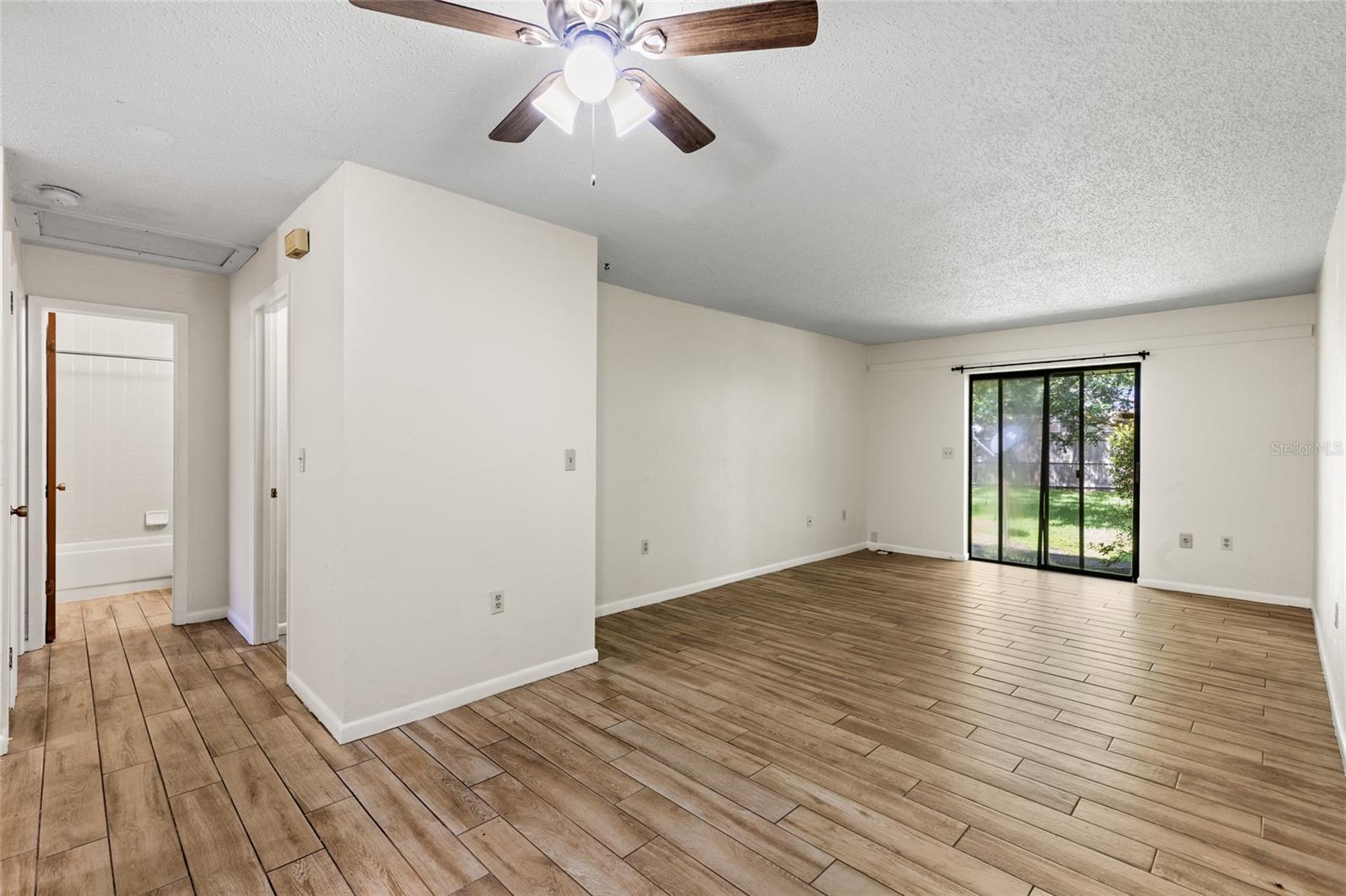 Image 7 of 17 For 3418 21st Drive E-3