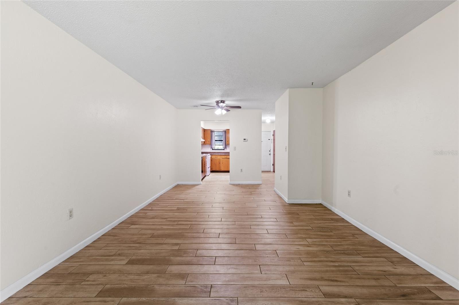 Image 9 of 17 For 3418 21st Drive E-3