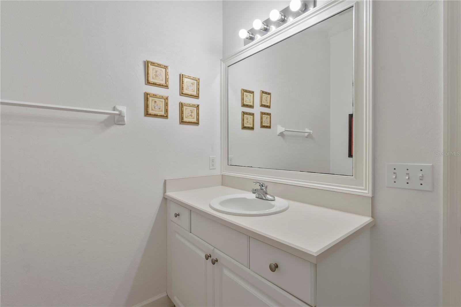 Image 10 of 18 For 7246 Cardinal Trail