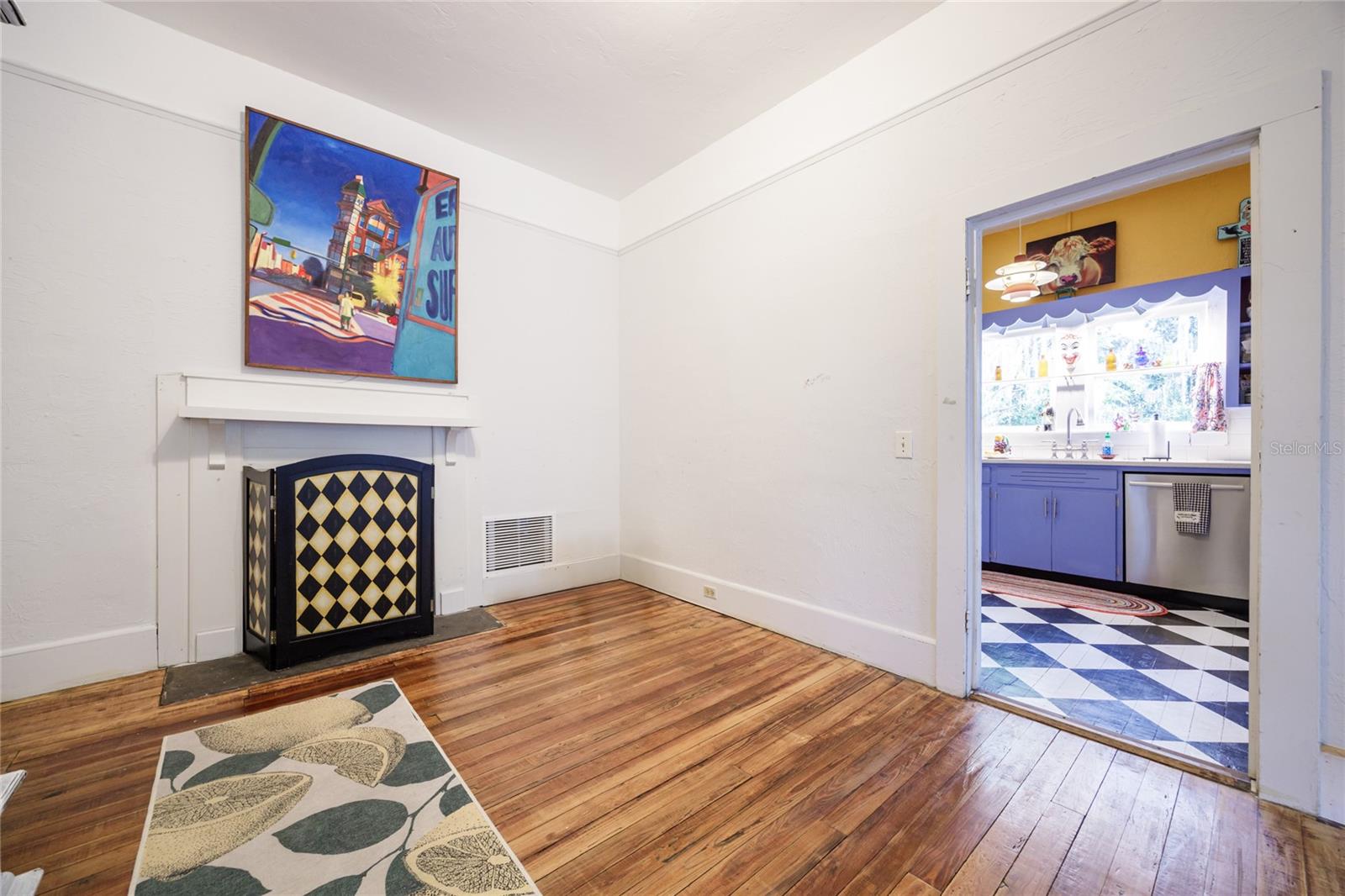 Image 22 of 41 For 21715 69th Avenue
