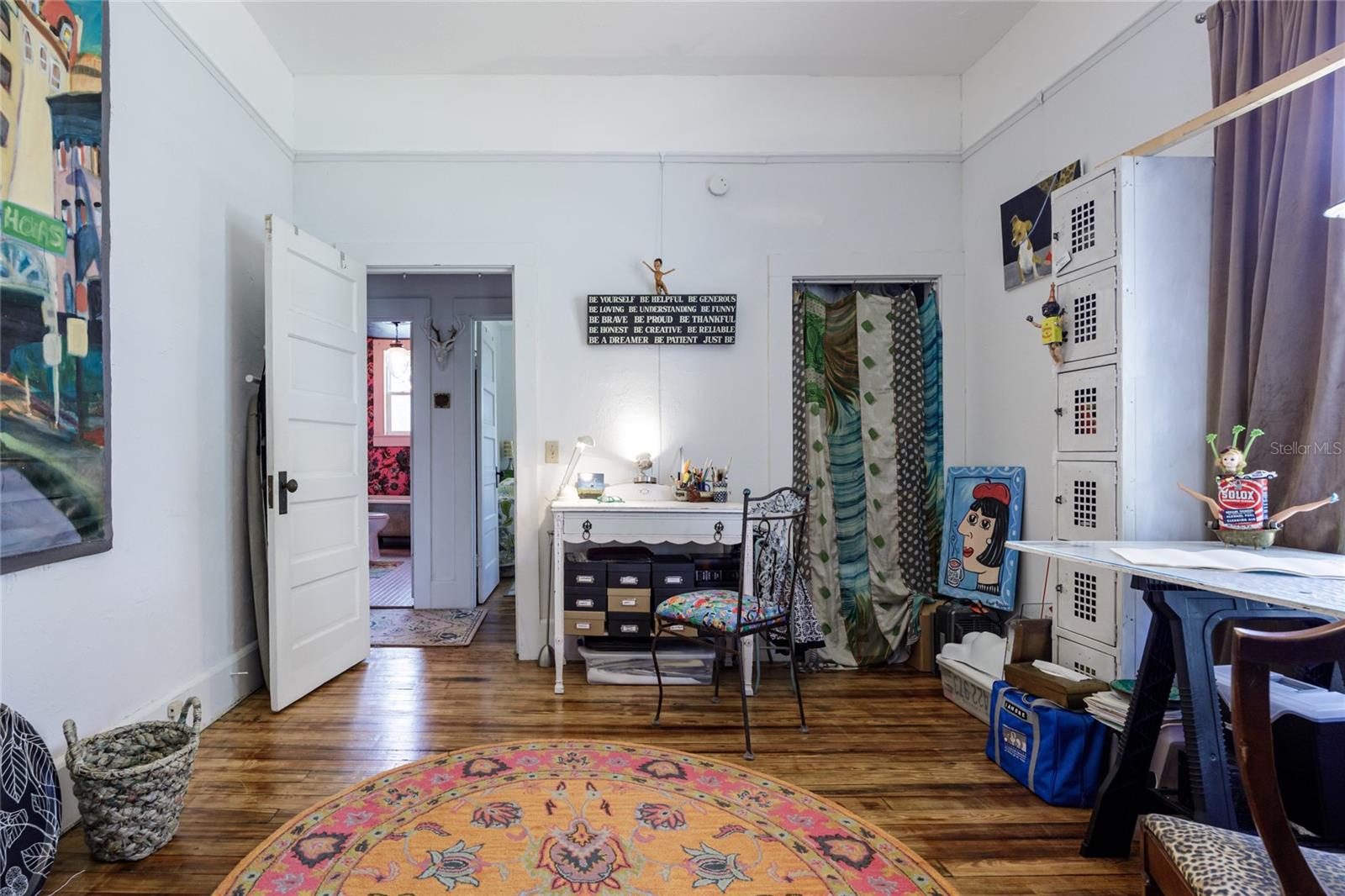 Image 32 of 41 For 21715 69th Avenue
