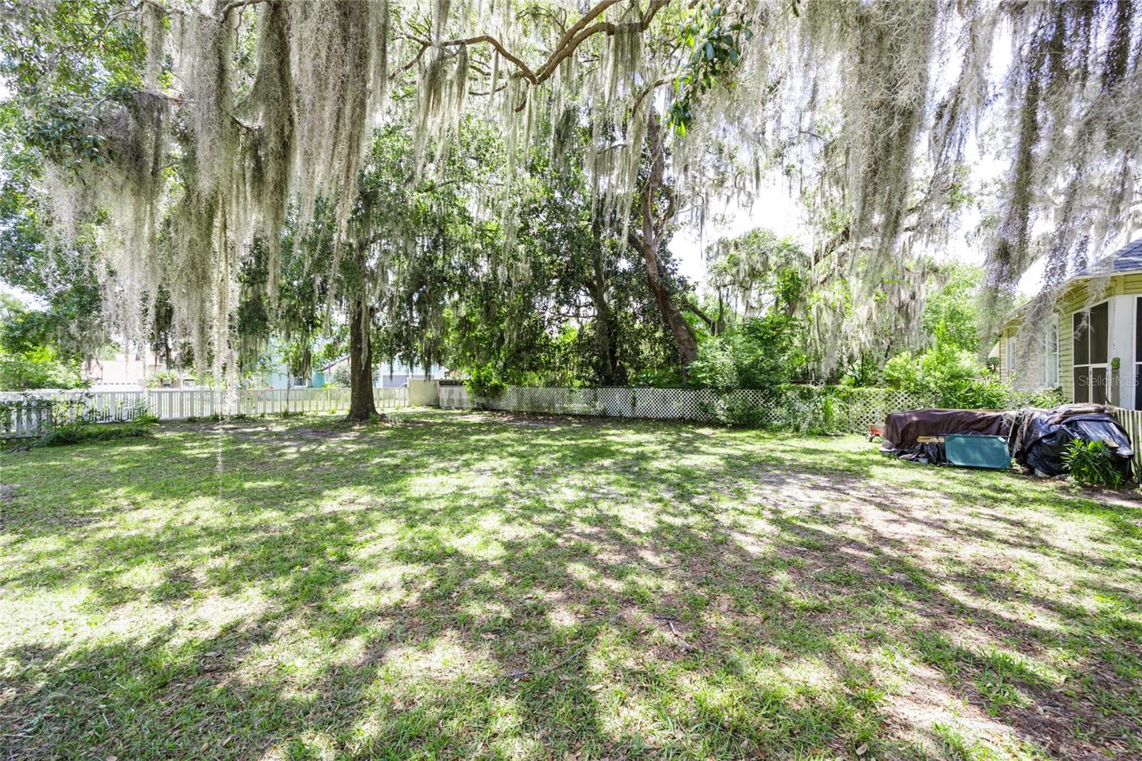Image 37 of 41 For 21715 69th Avenue
