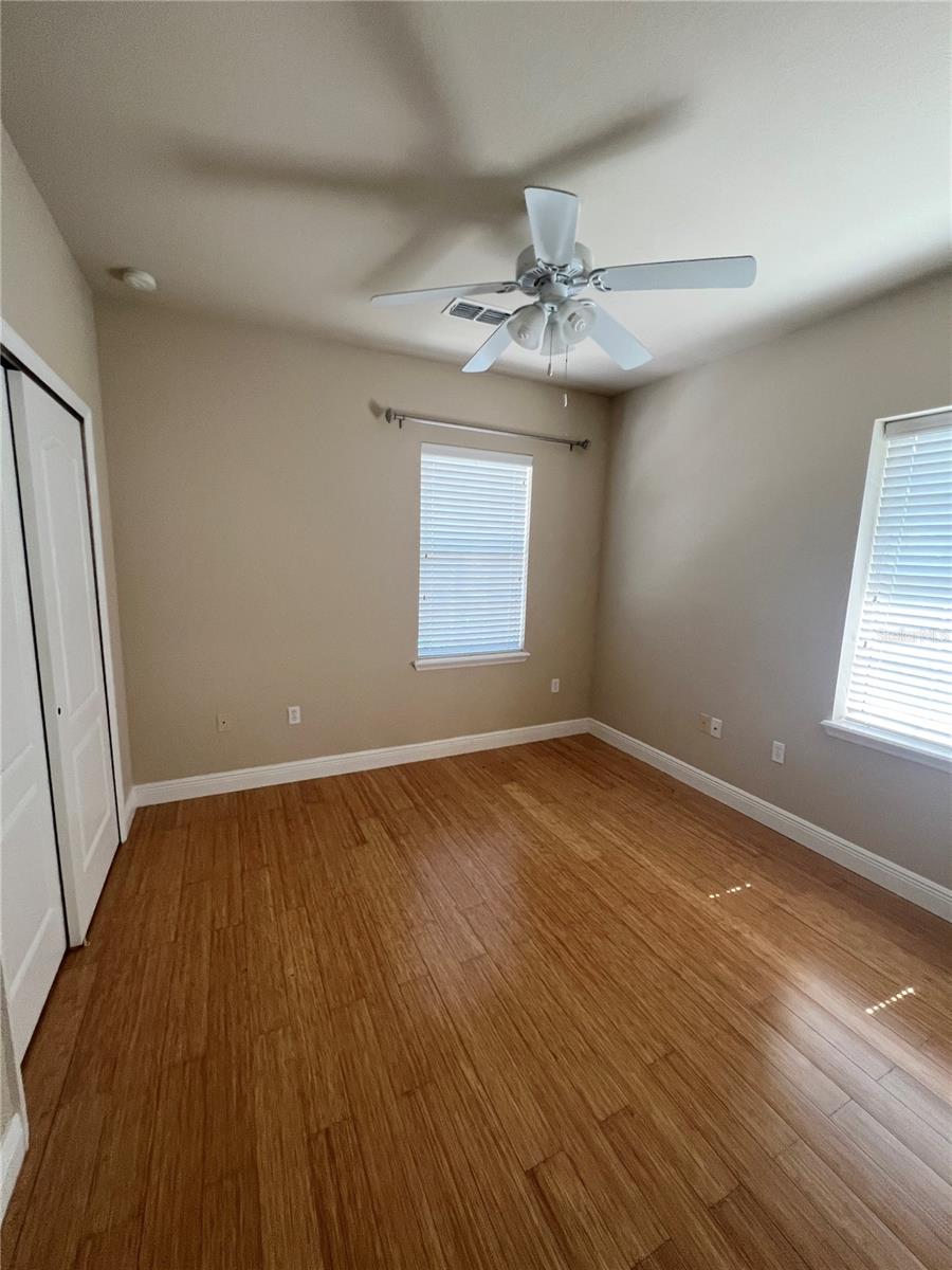 Image 9 of 12 For 2942 35th Place 29