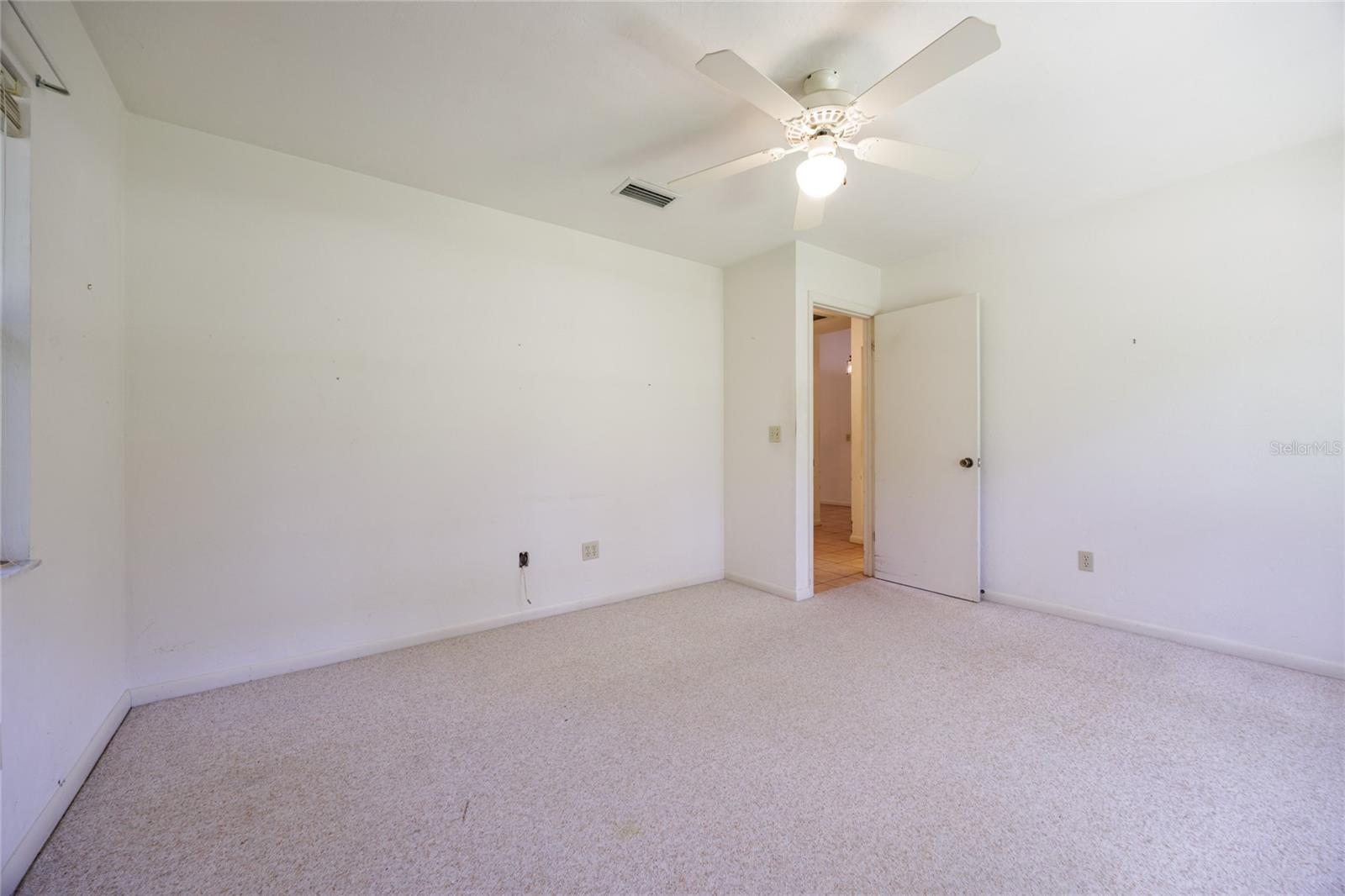Image 32 of 46 For 6822 134th Avenue