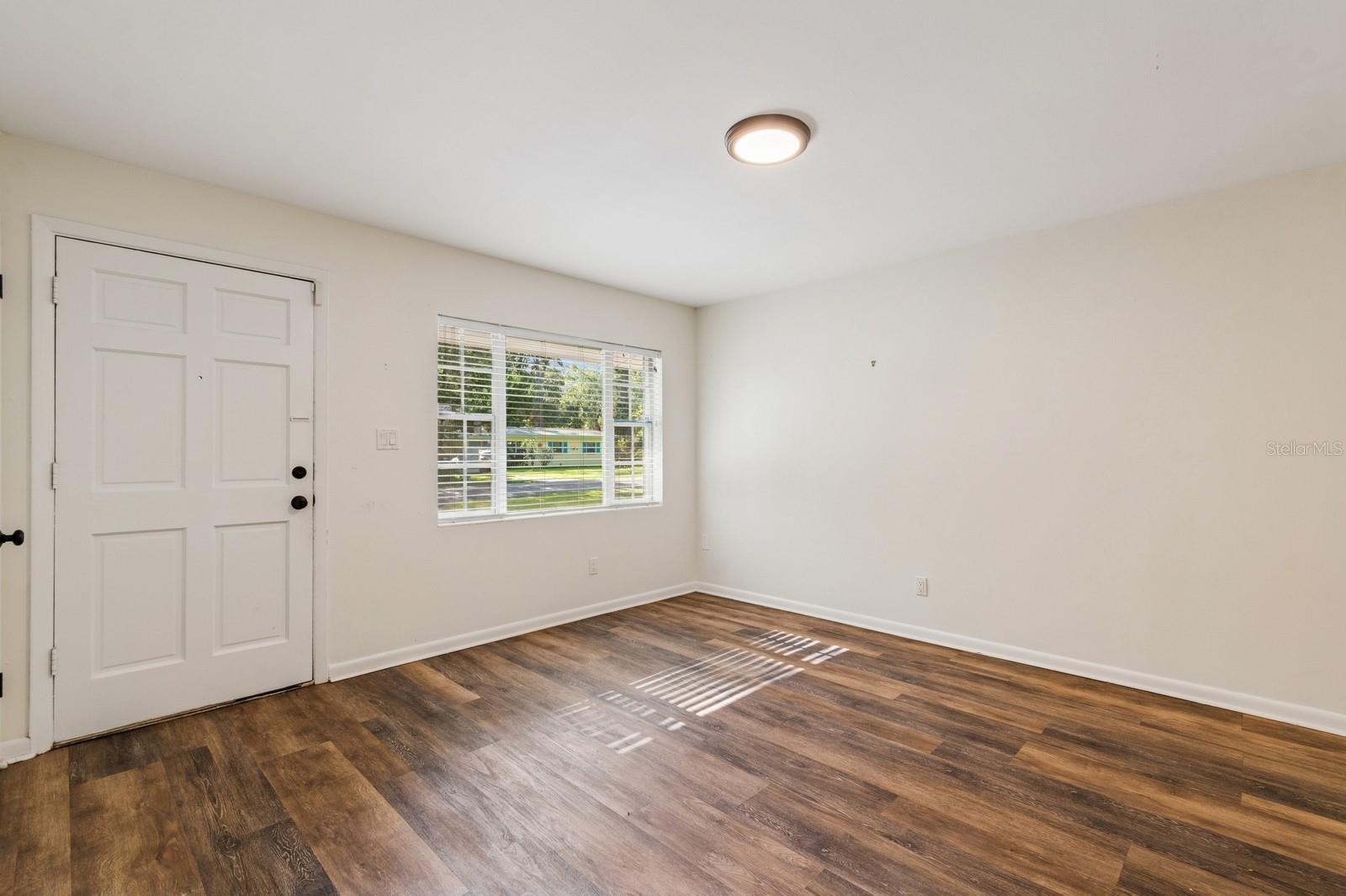 Image 13 of 35 For 1805 38th Drive