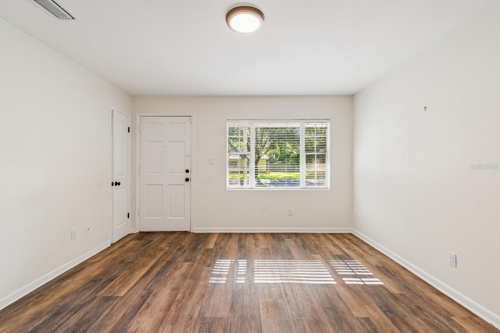 Image 15 of 35 For 1805 38th Drive