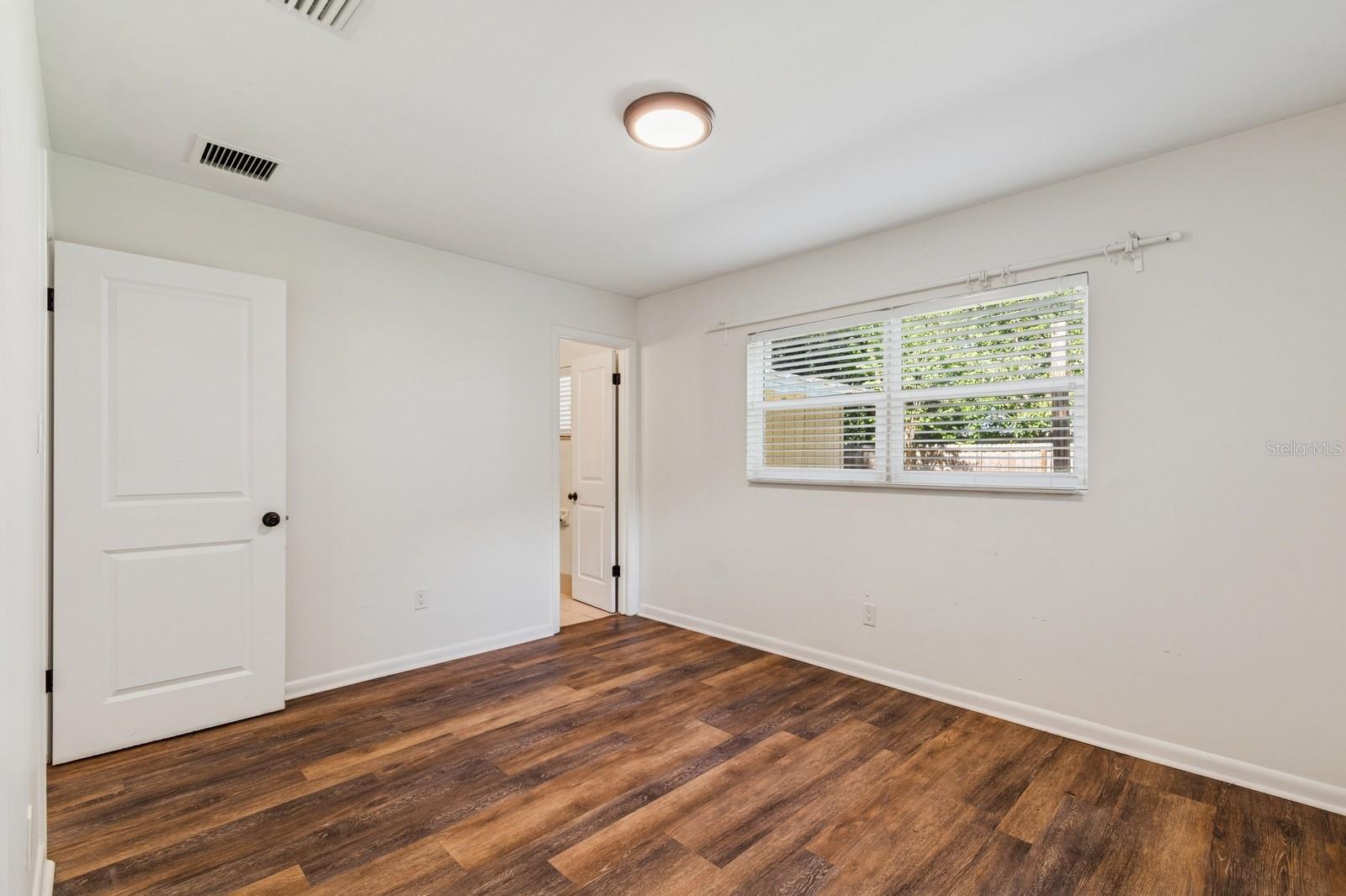 Image 31 of 35 For 1805 38th Drive
