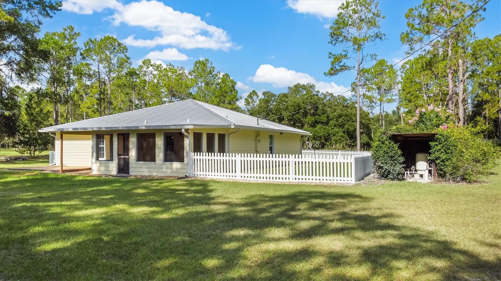 Details for 17925 49th Place, HAWTHORNE, FL 32640