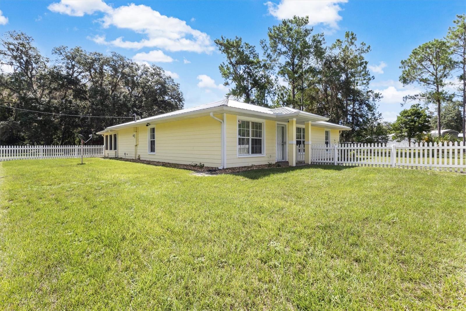 Image 23 of 43 For 17925 49th Place