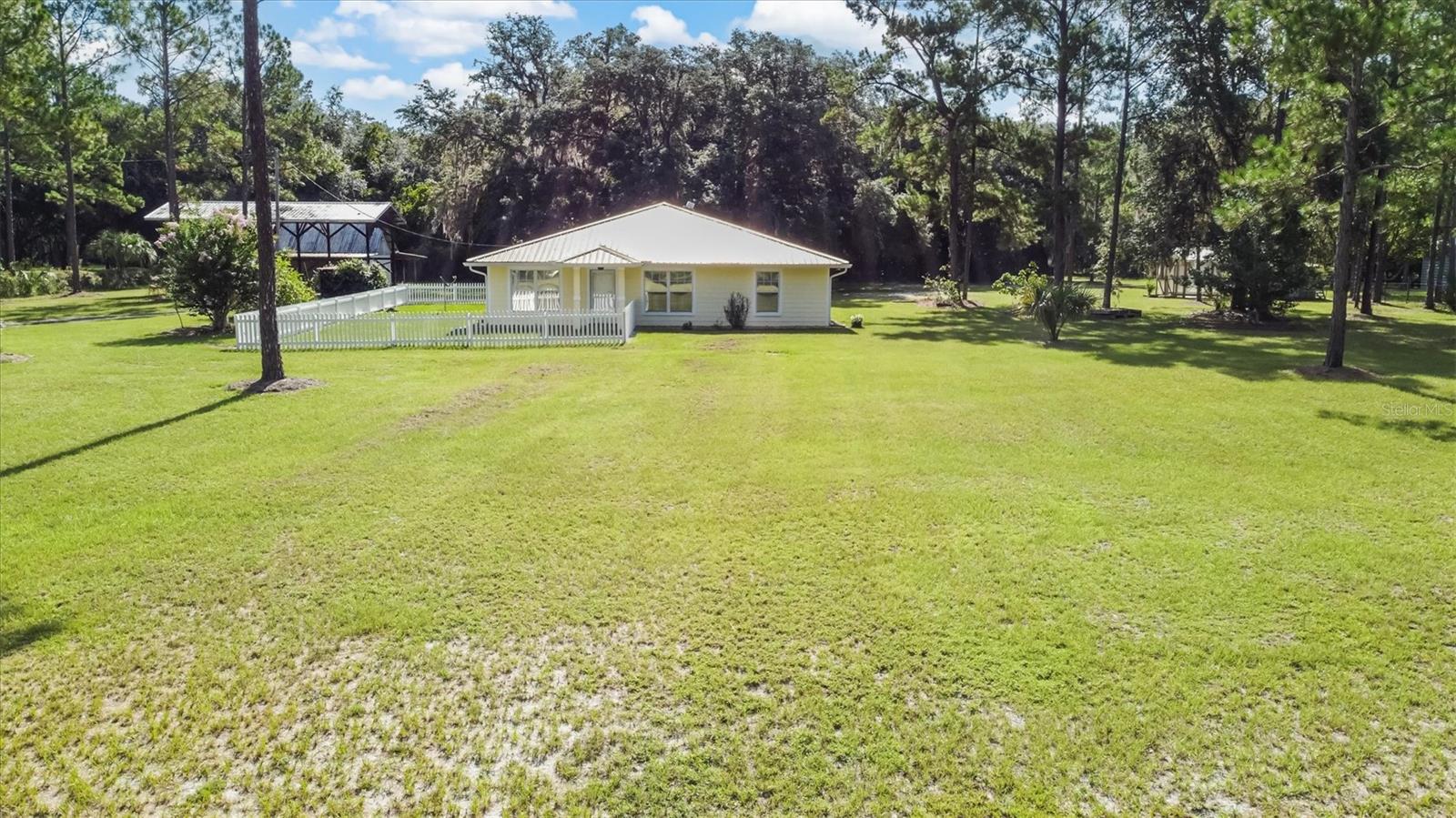 Image 4 of 43 For 17925 49th Place