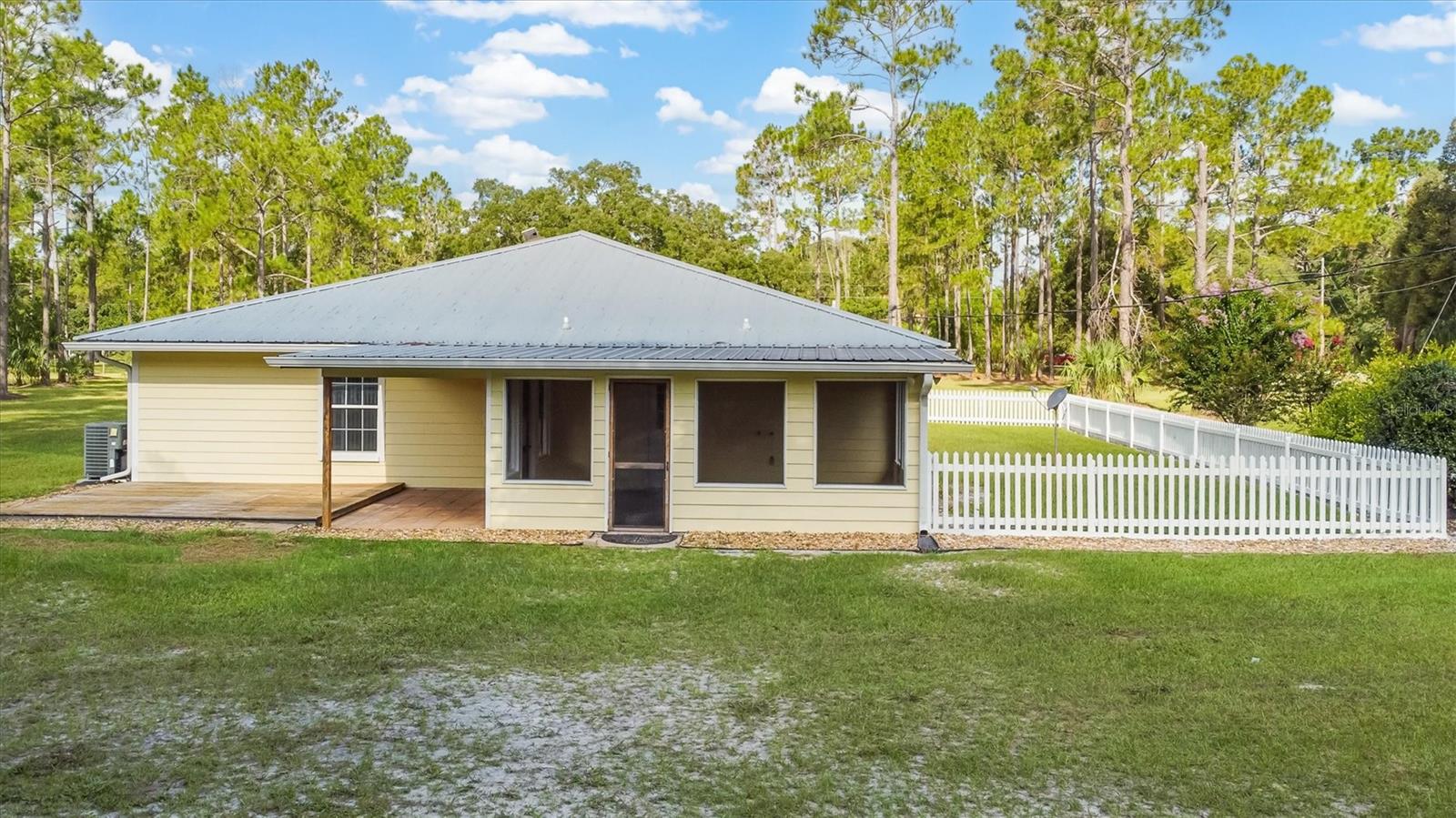 Image 7 of 43 For 17925 49th Place