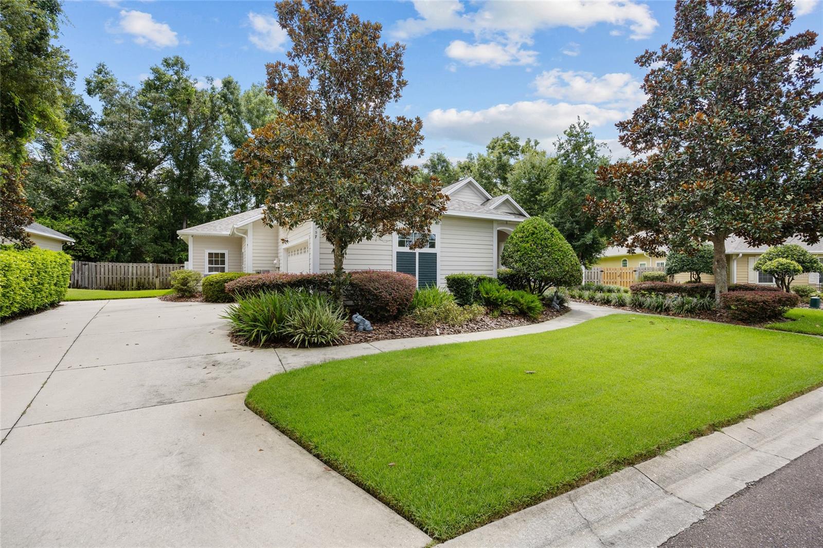 Image 4 of 45 For 1157 83rd Way